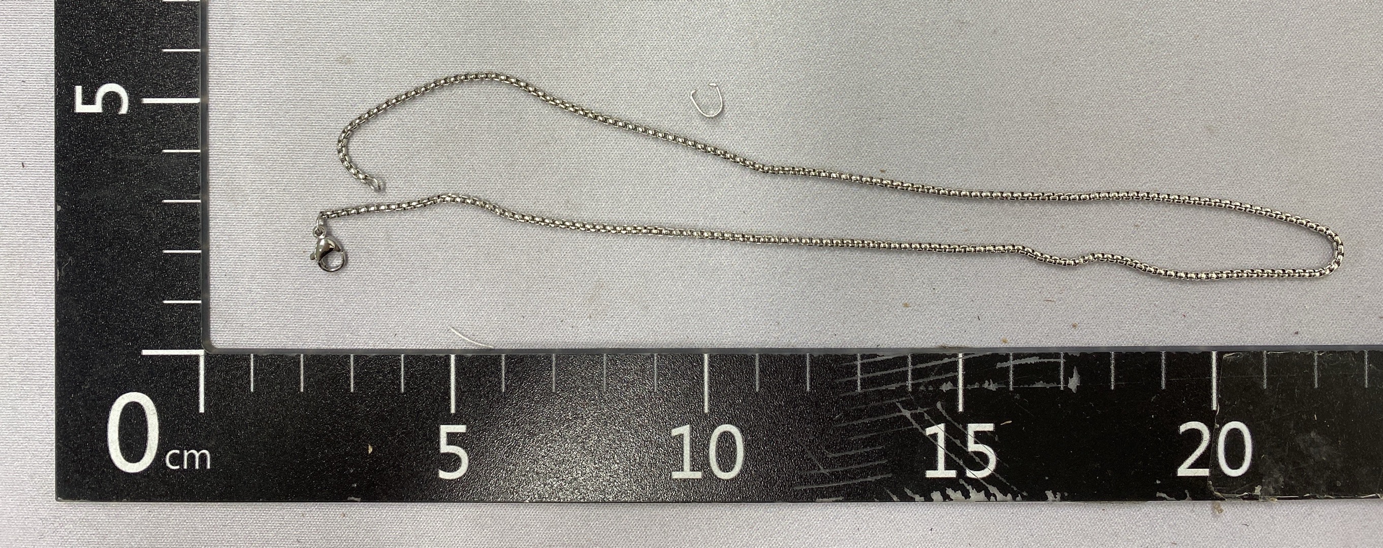 Titanium steel necklace for men – fade-resistant, minimalist, and versatile jewelry. also perfect as a women’s sweater chain. new, trendy, and unique style. hot-selling hip-hop accessories 3