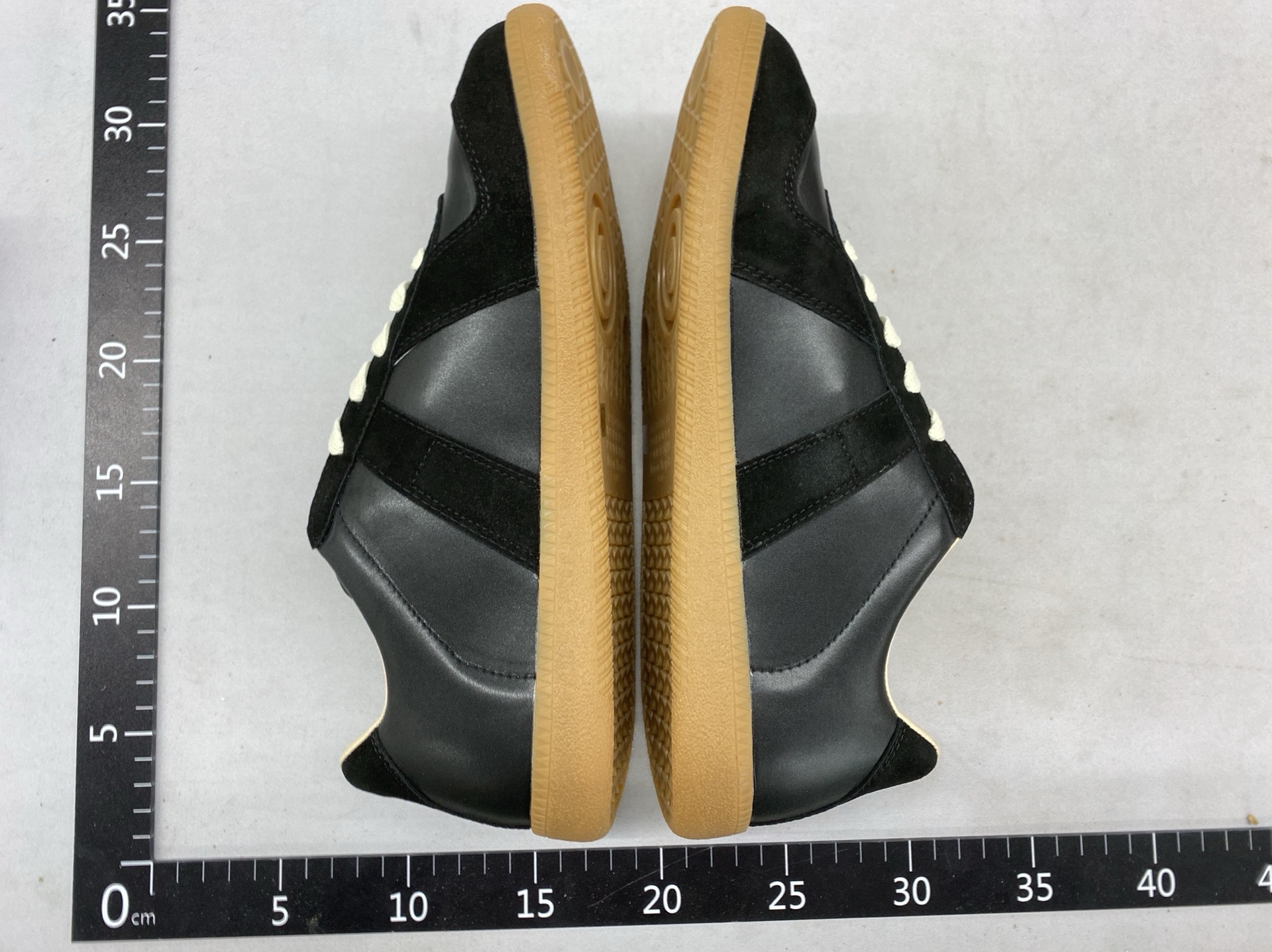High version classic women’s 2026 new german training shoes couple genuine leather casual sneakers tie backwhite shoes men 3