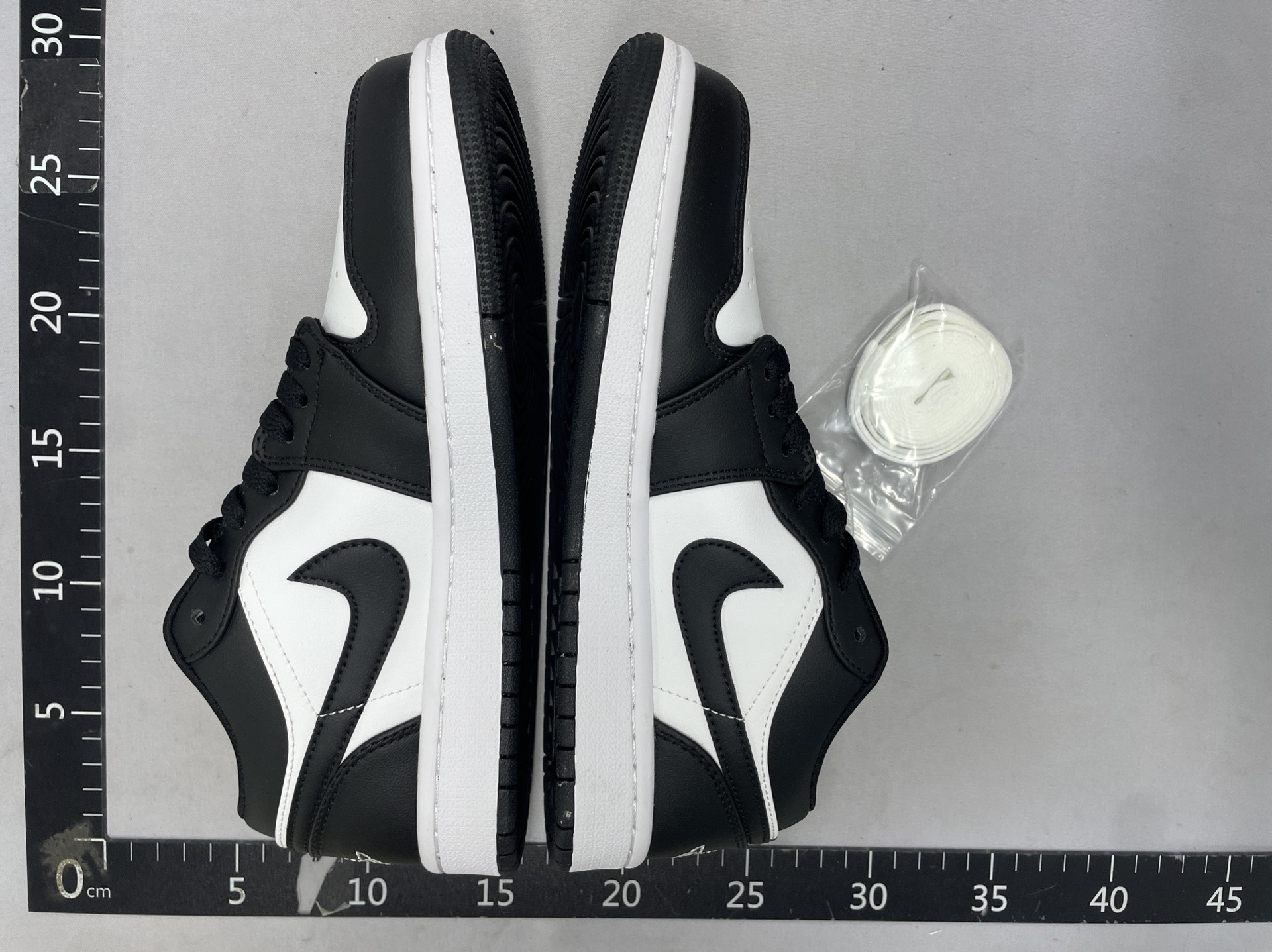Jl09 – low-top panda basketball shoes – trendy athletic sneakers 4