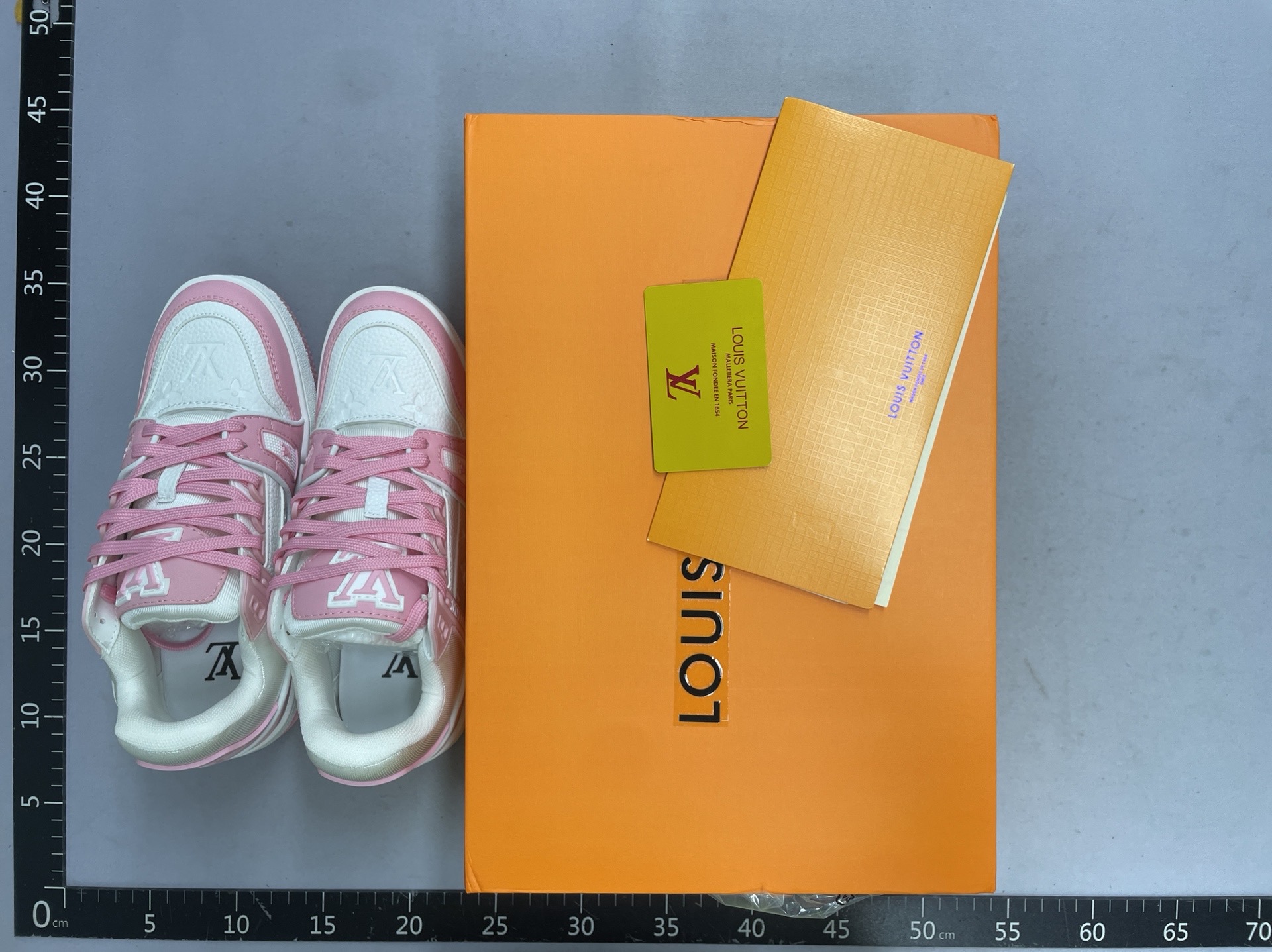 Pure source guangzhou top version trainer lujia couple sneakers full set of packaging genuine leather easiest for matchcasual shoes for men and women 7