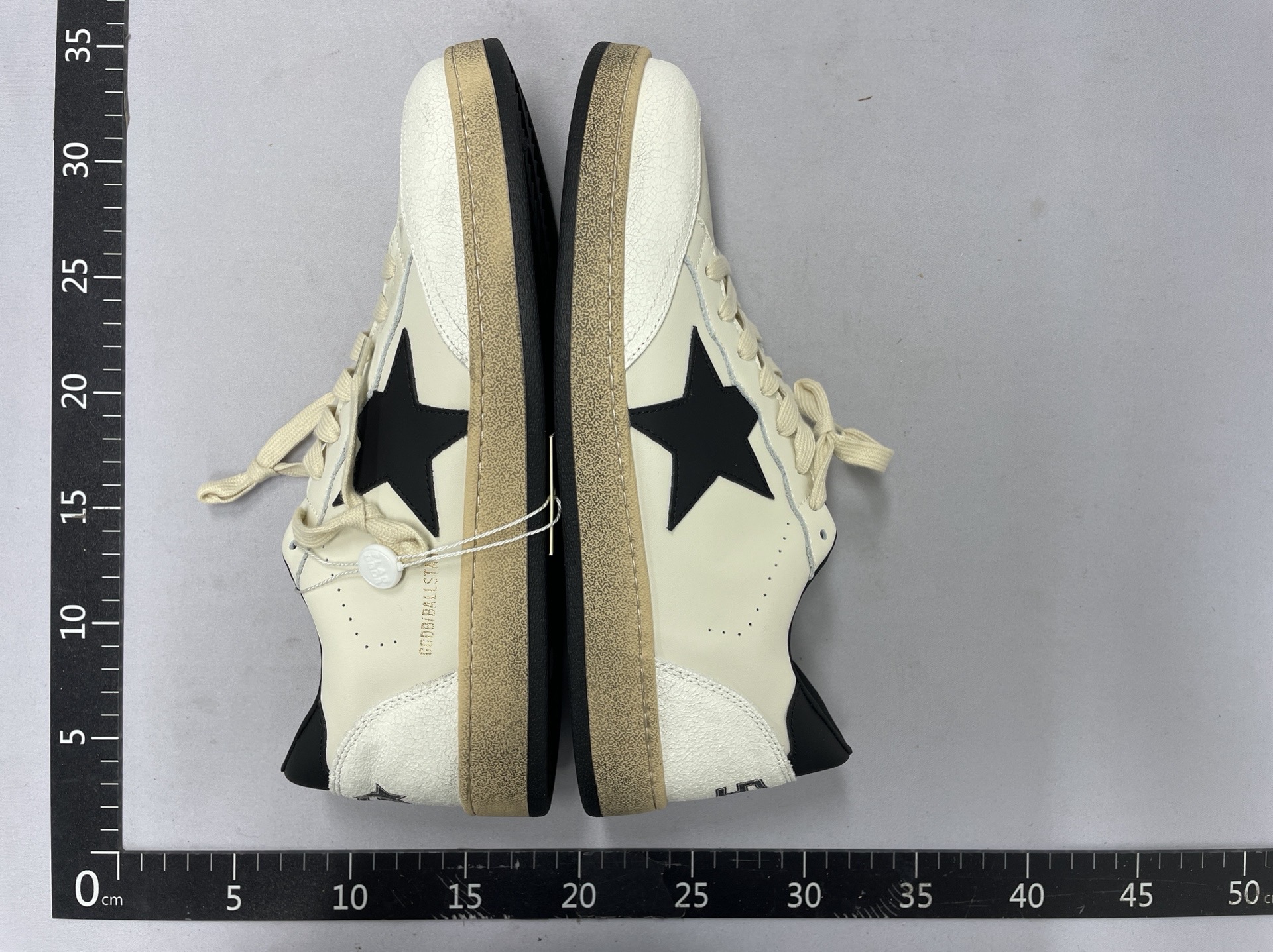 2024 classic korean star distressed dirty shoes women’s retro silver tail hidden heel trendy dirty white shoes trendy 4