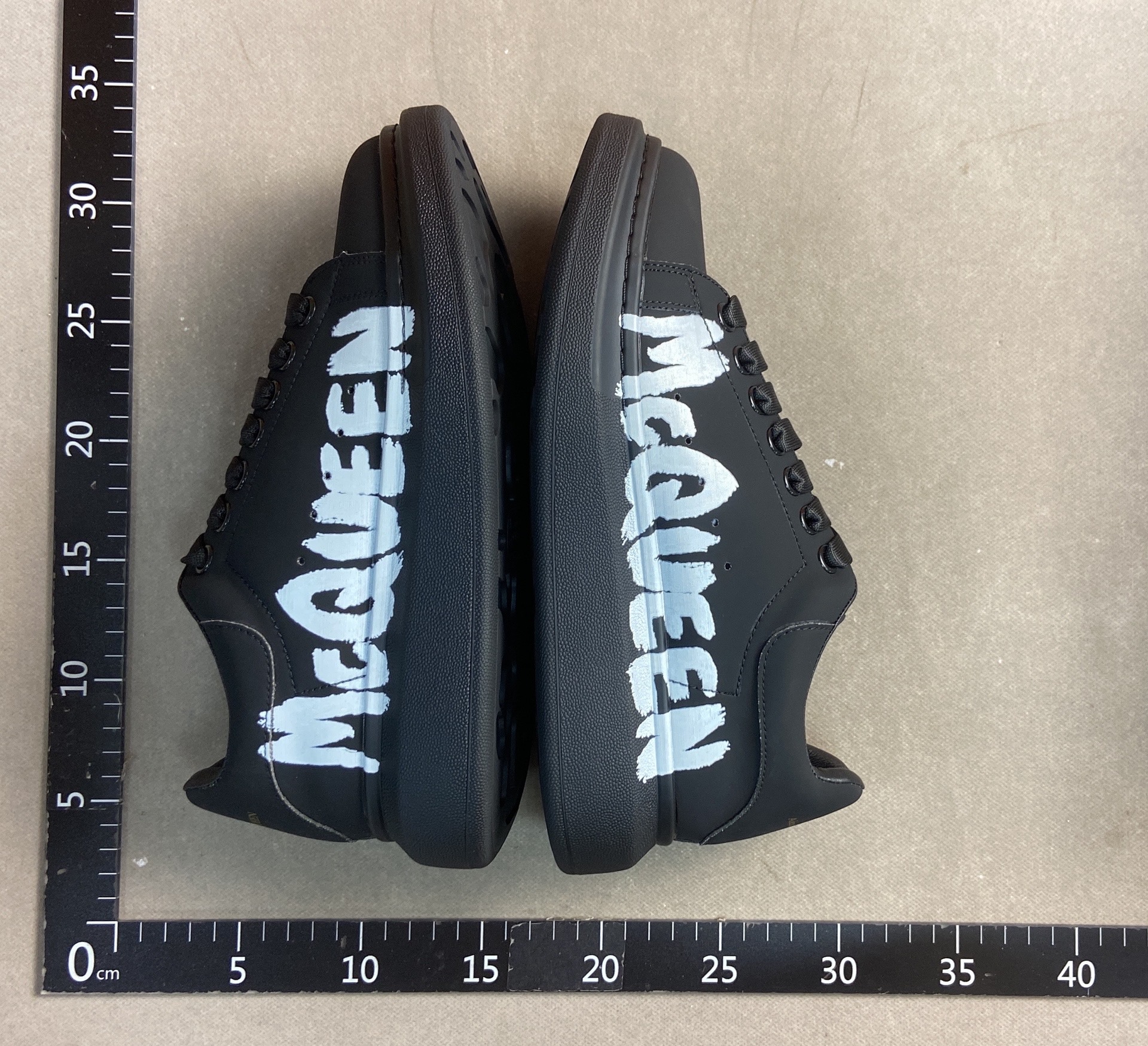 M*q white shoes 3