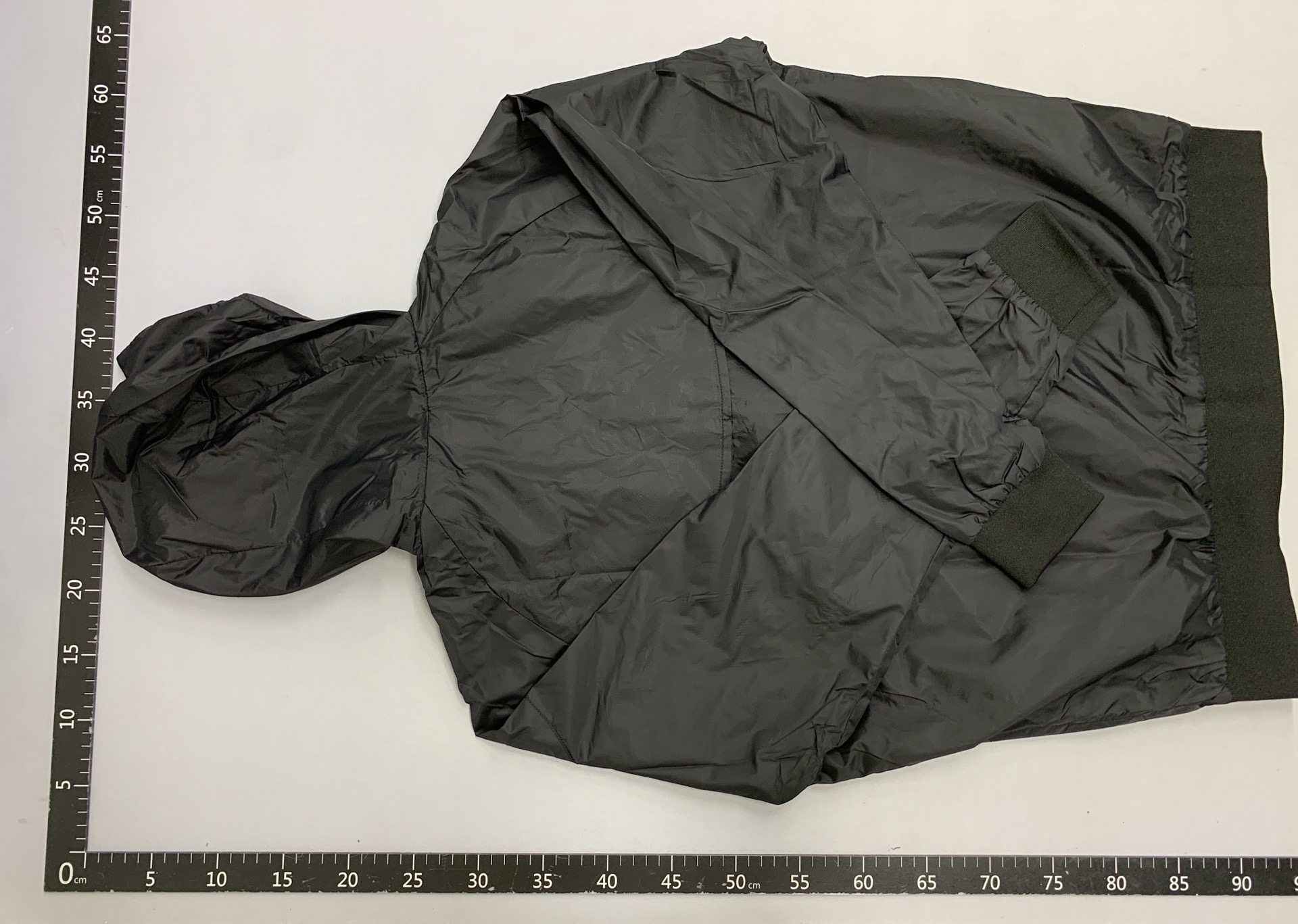 【monthly sales: 5,000】men’s lightweight spring/autumn oversized windbreaker jacket – sporty hooded casual style – wholesale 3