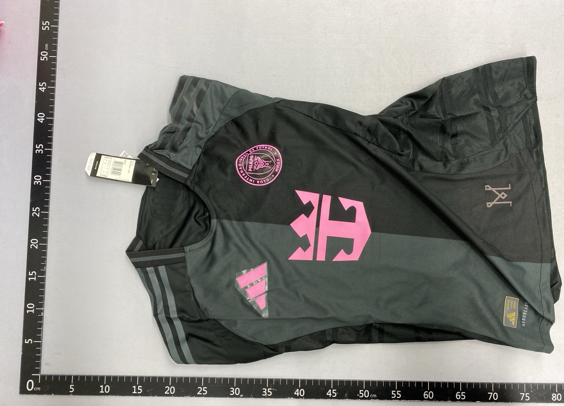 Left pink round right black jersey 1110302002 4