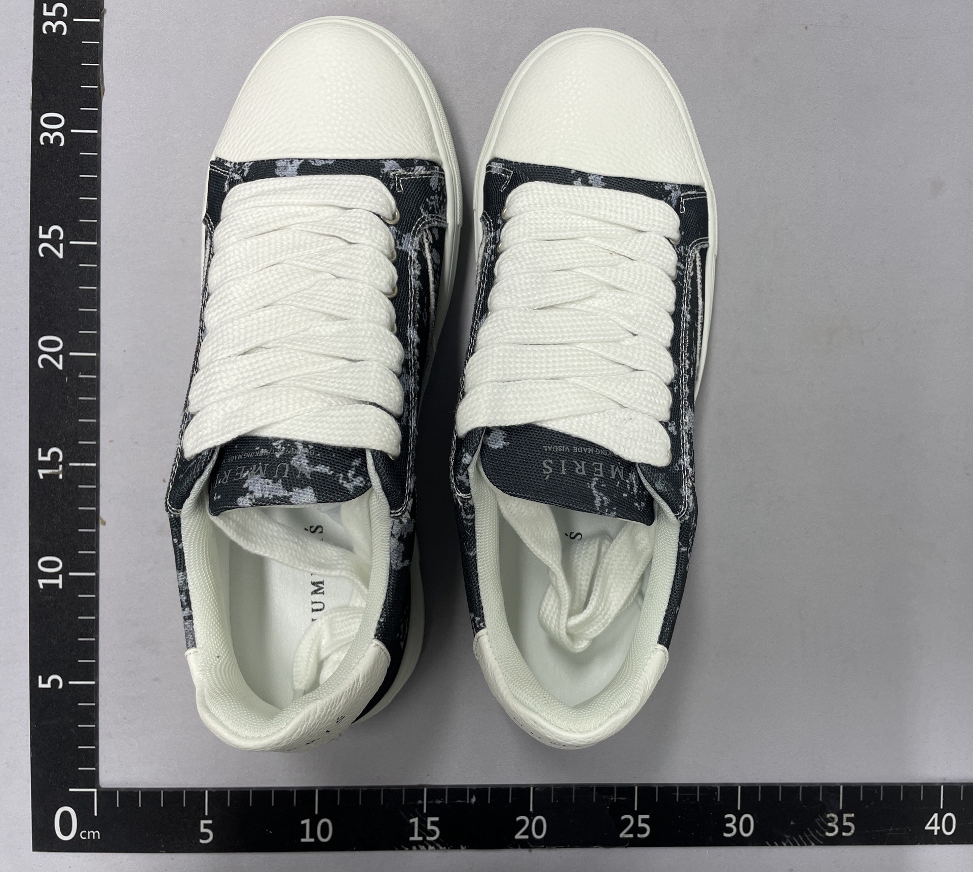 Ready-to-ship numeris shoes: men’s and women’s casual sneakers – distressed denim, chunky sole, bread shoes 5