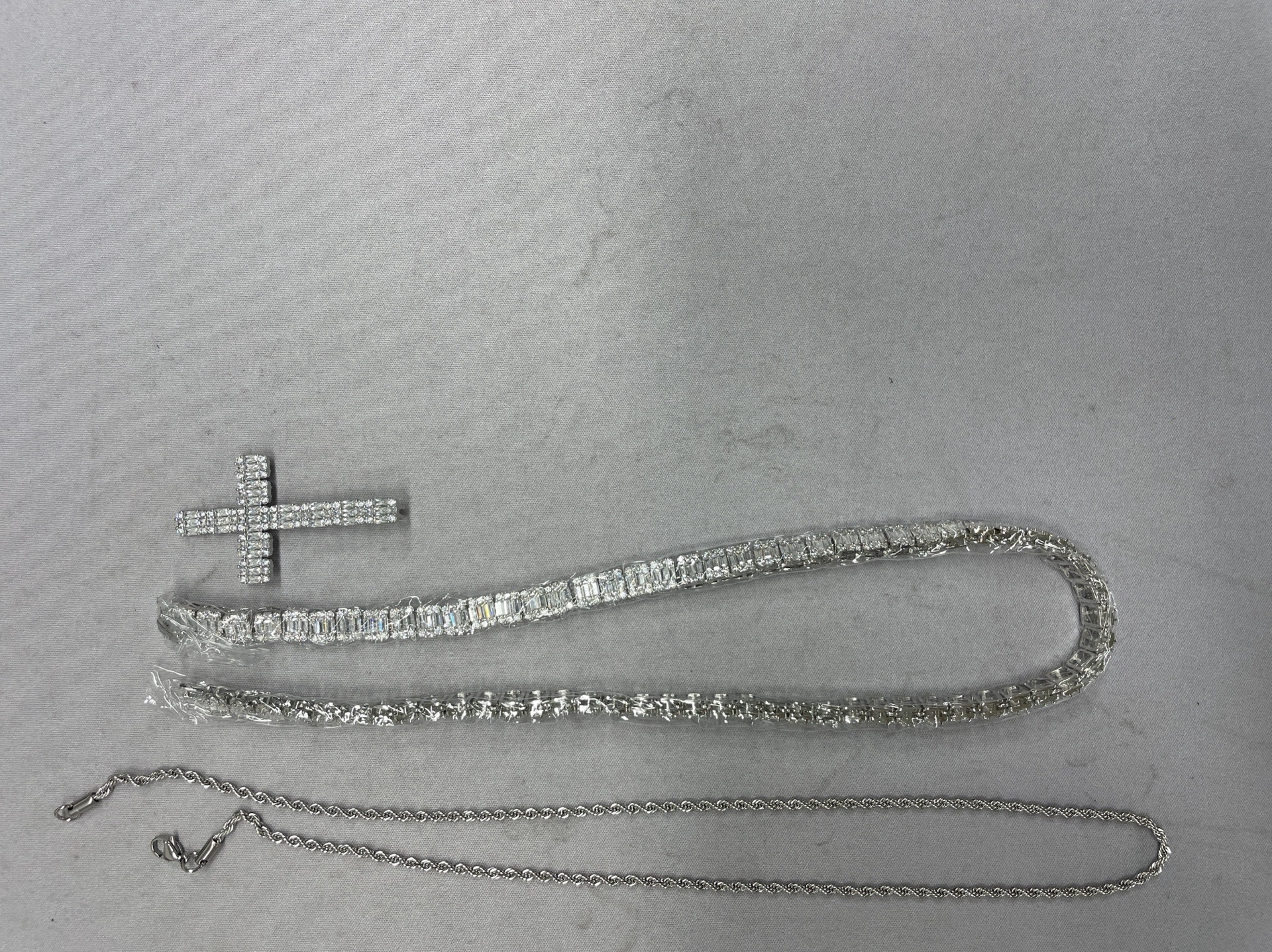 Mr.blinggggggfashion hip hop jewelry playboi carti high quality mixed inlaid reverse cross necklace 2