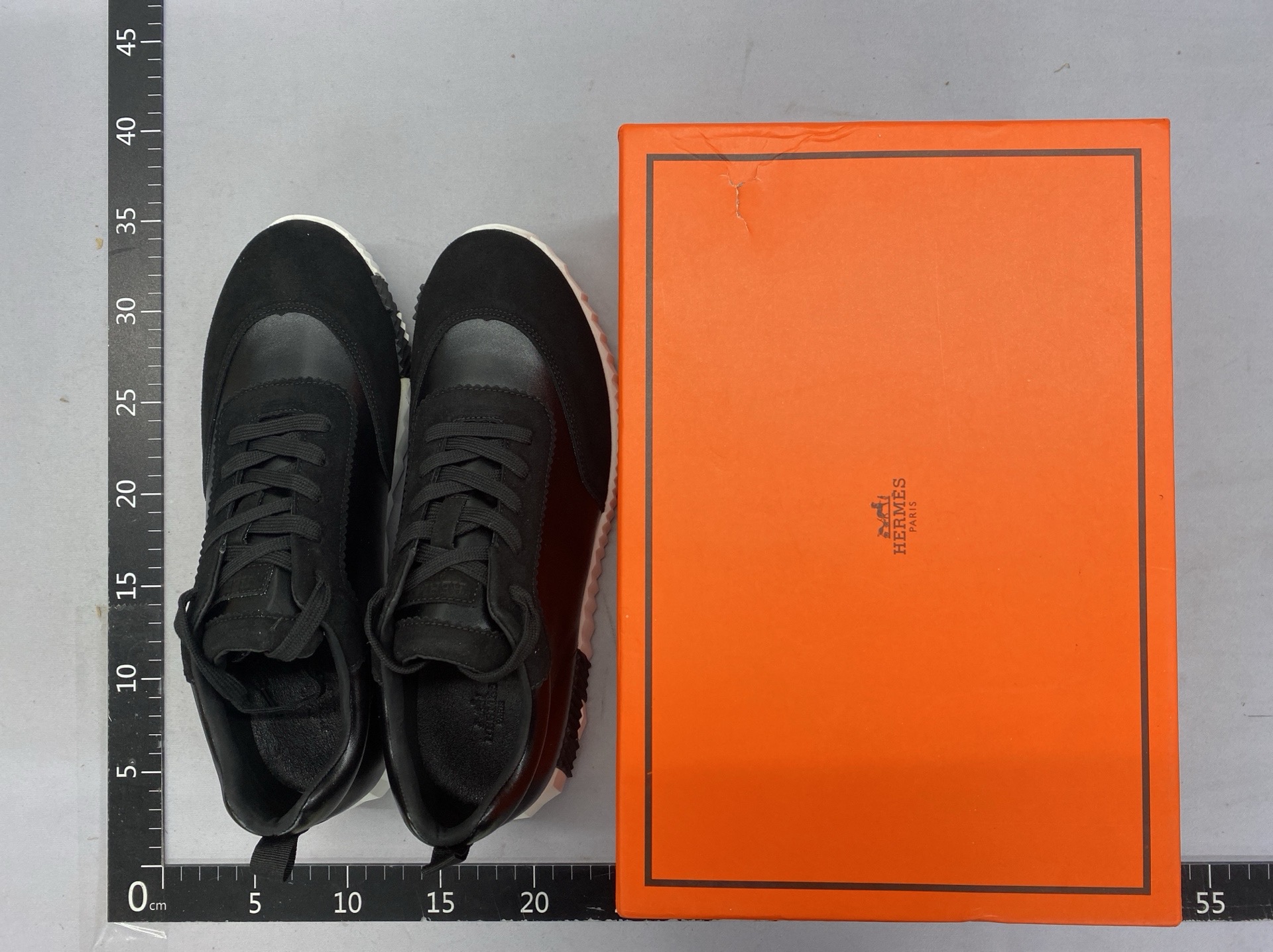 High-top new h-brand casual sneakers for women, spring 2026 collection, chunky sole, breathable genuine leather, couple’s panda white sneakers 7
