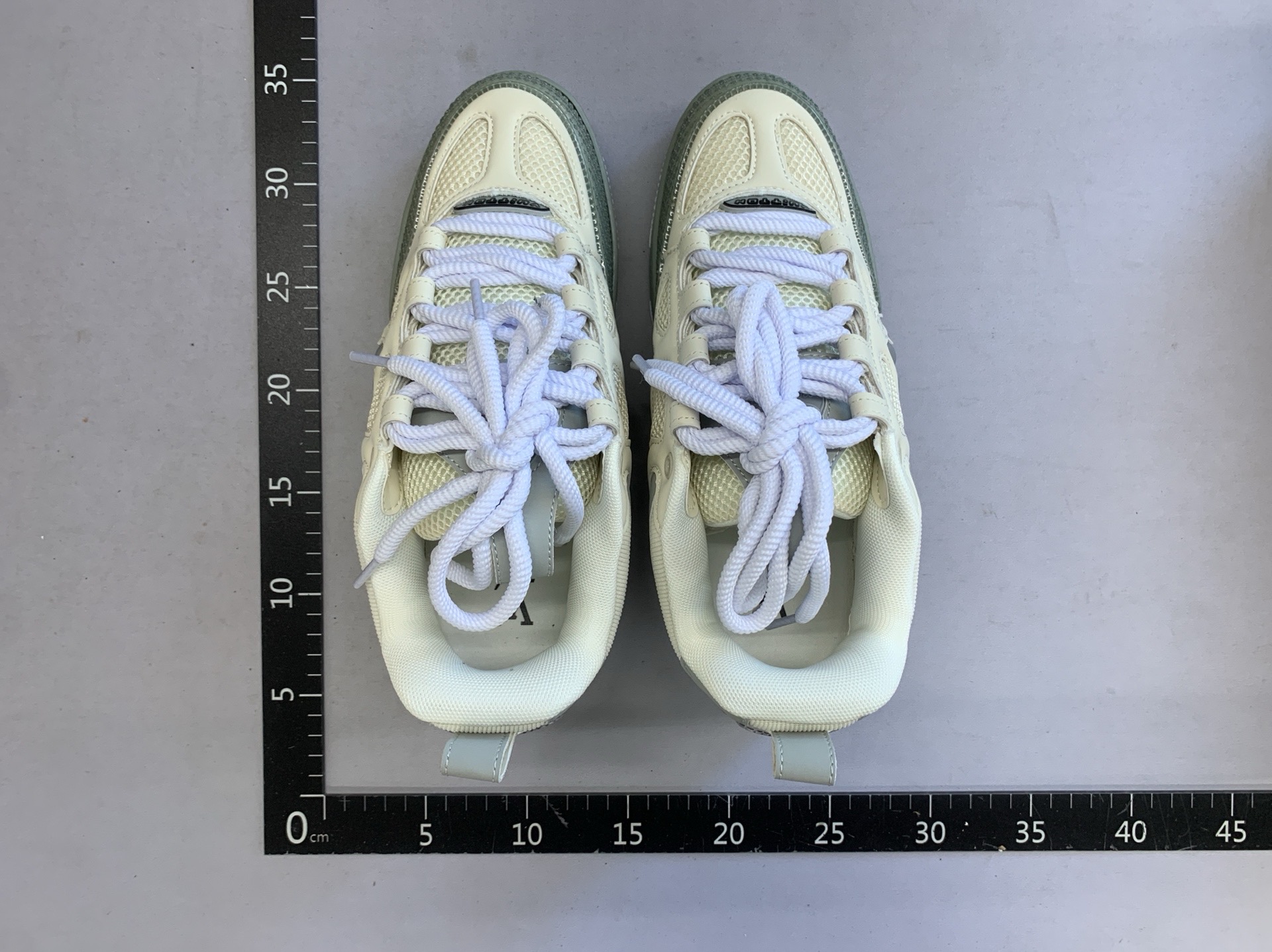 【d1 batch】t*ainer s*eaker sneakers 6