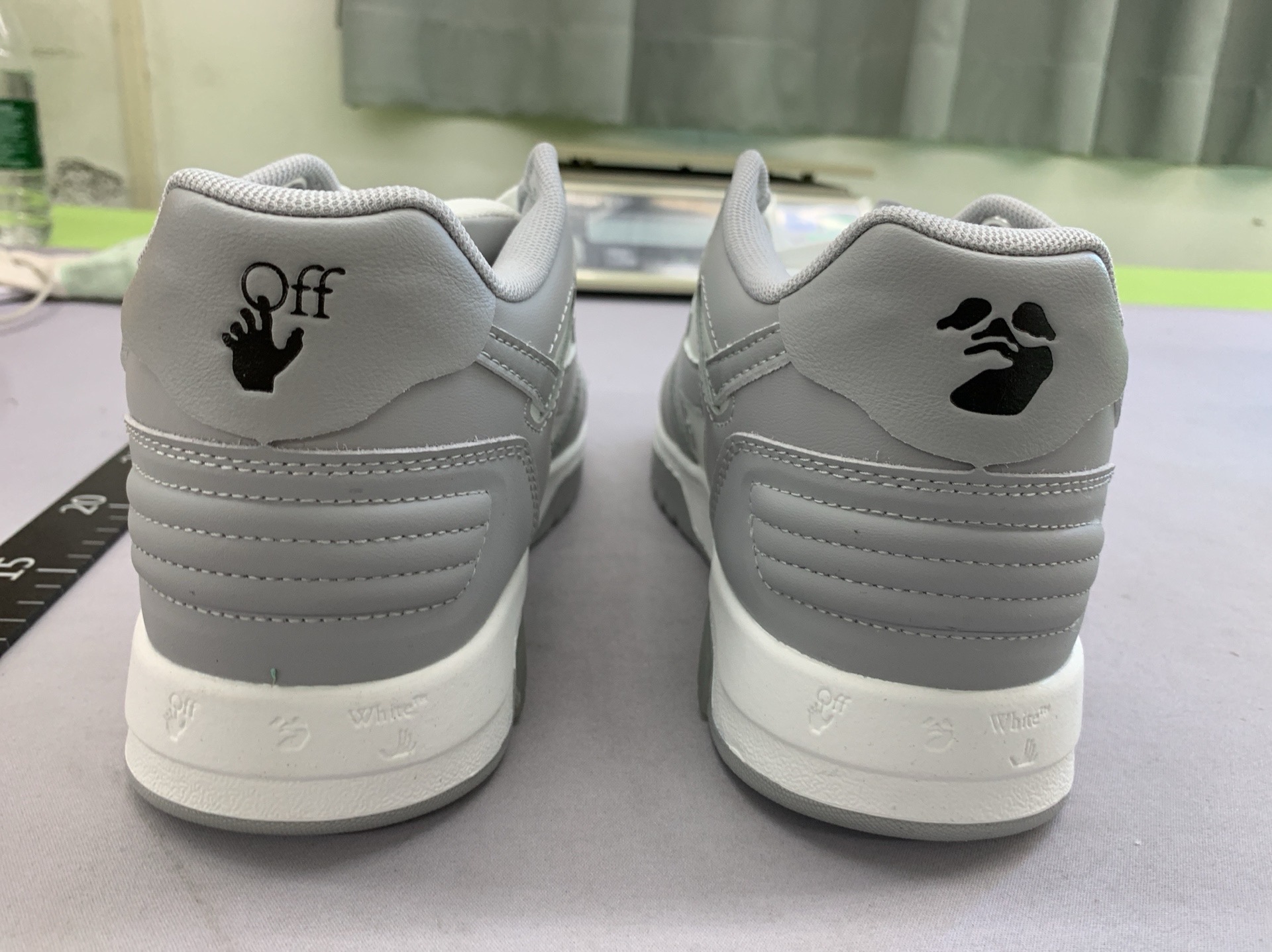 Off x white arrow collaboration: streetwear casual sneakers for couples – men’s and women’s skate shoes, cushioned comfort, retro white & black 5