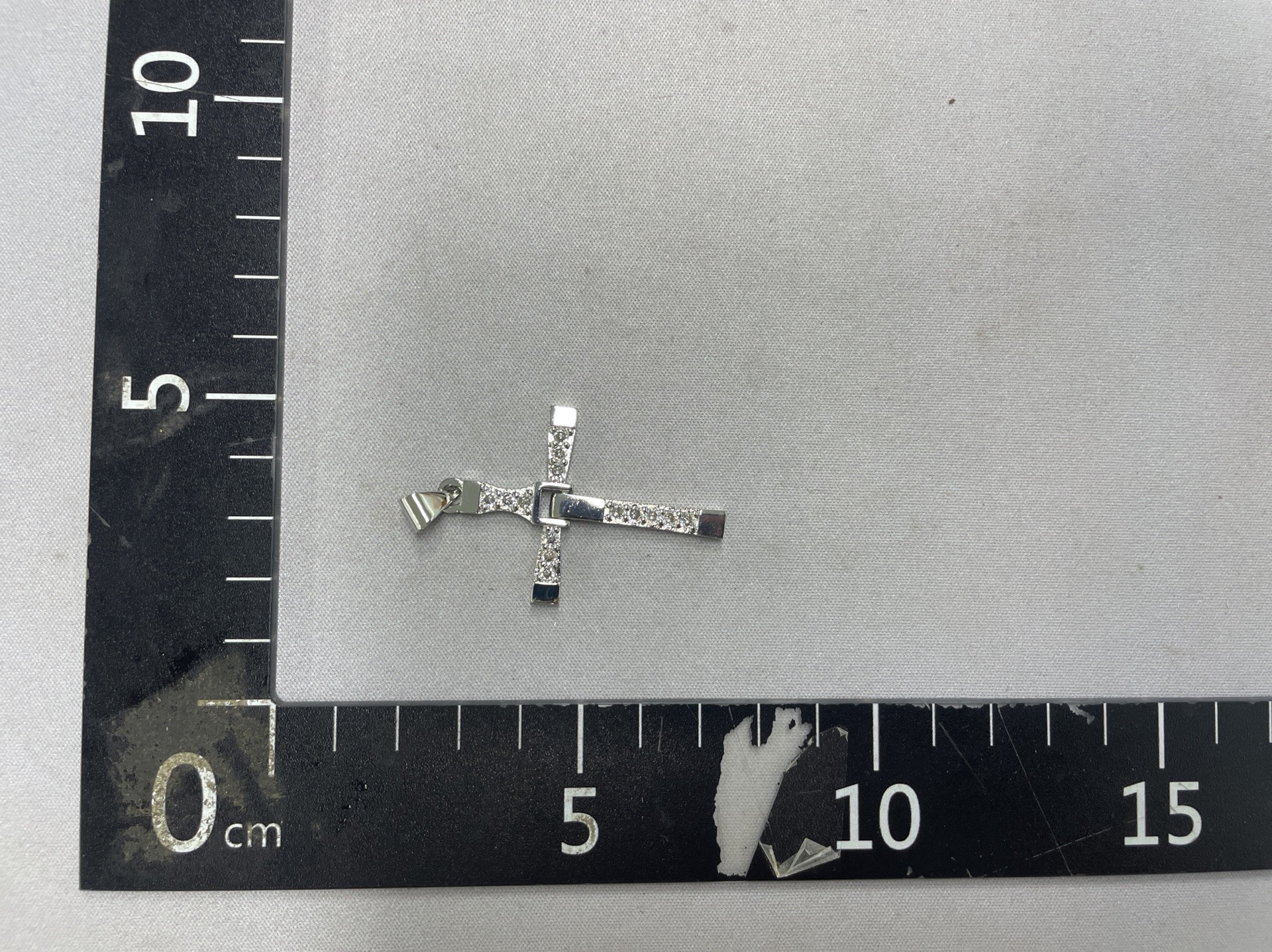 Cross-border hot style personalized hip hop zircon micro-embedded cross single pendant necklace jewelry wholesale supply 4