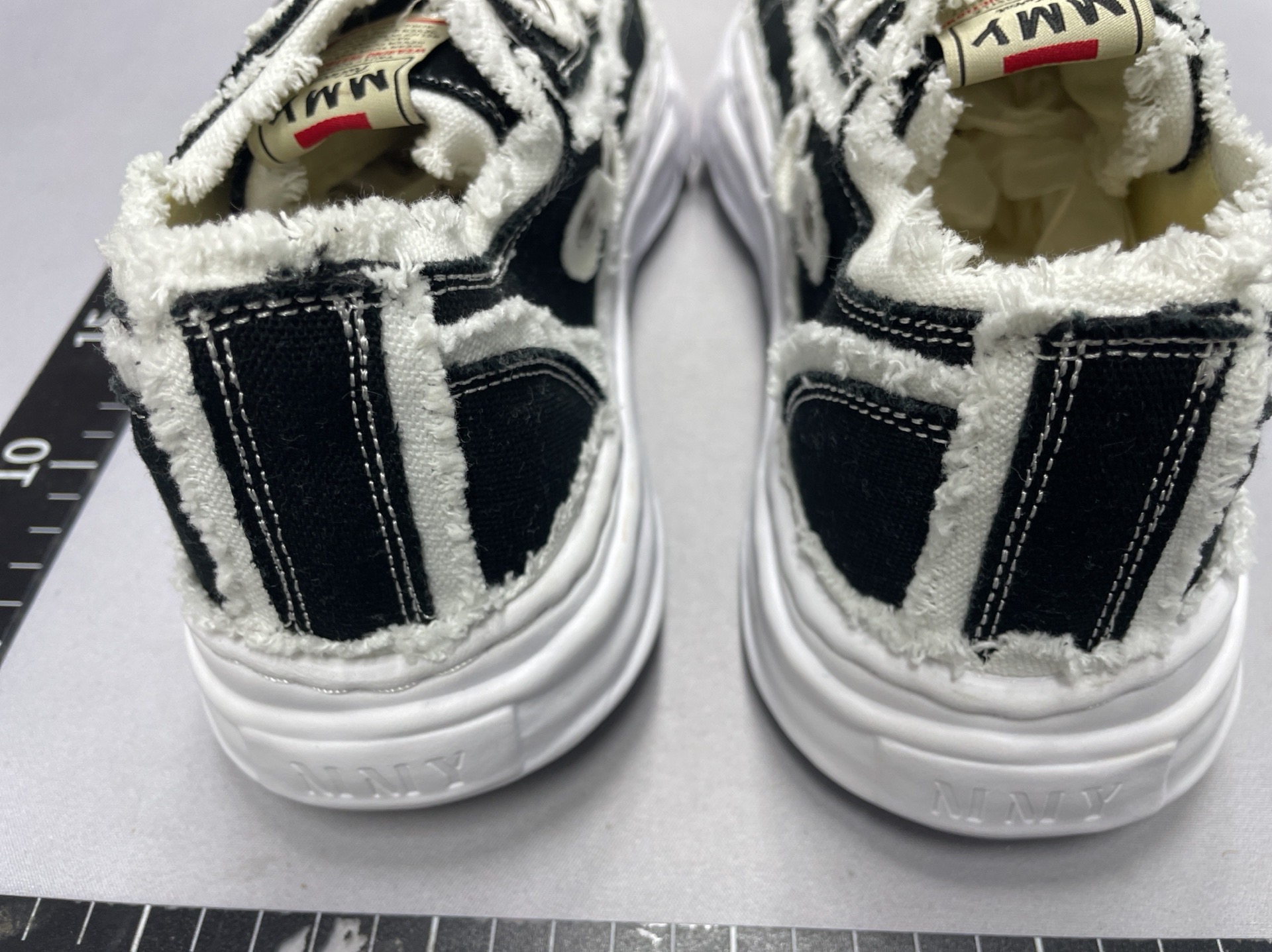 Hot8 classic japanese style black and white casual sneakers – ripped canvas shoes 5