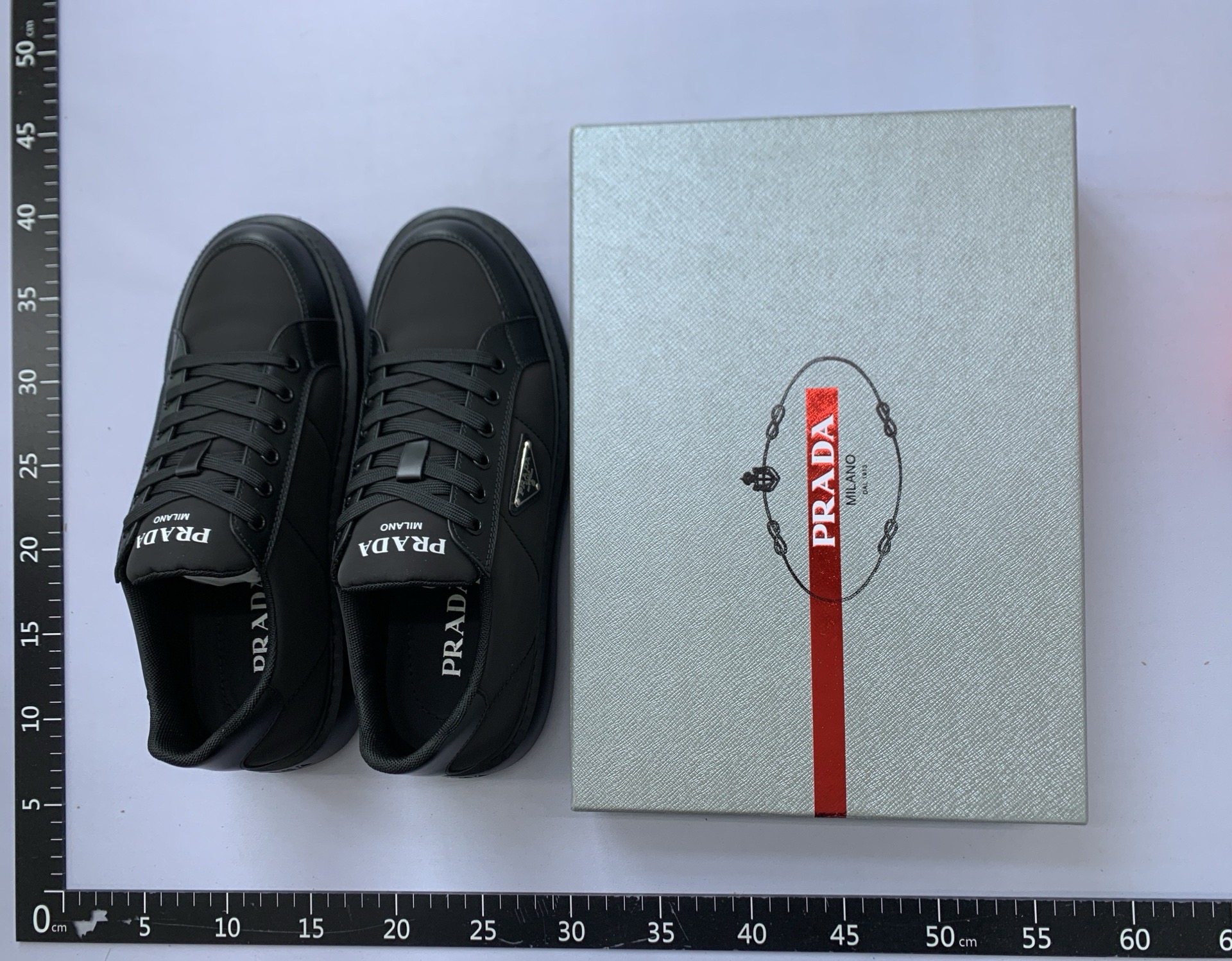 European style korean casual fashion versatile men’s sneakers classic canvas breathable comfortable lace-up athletic white shoes 2