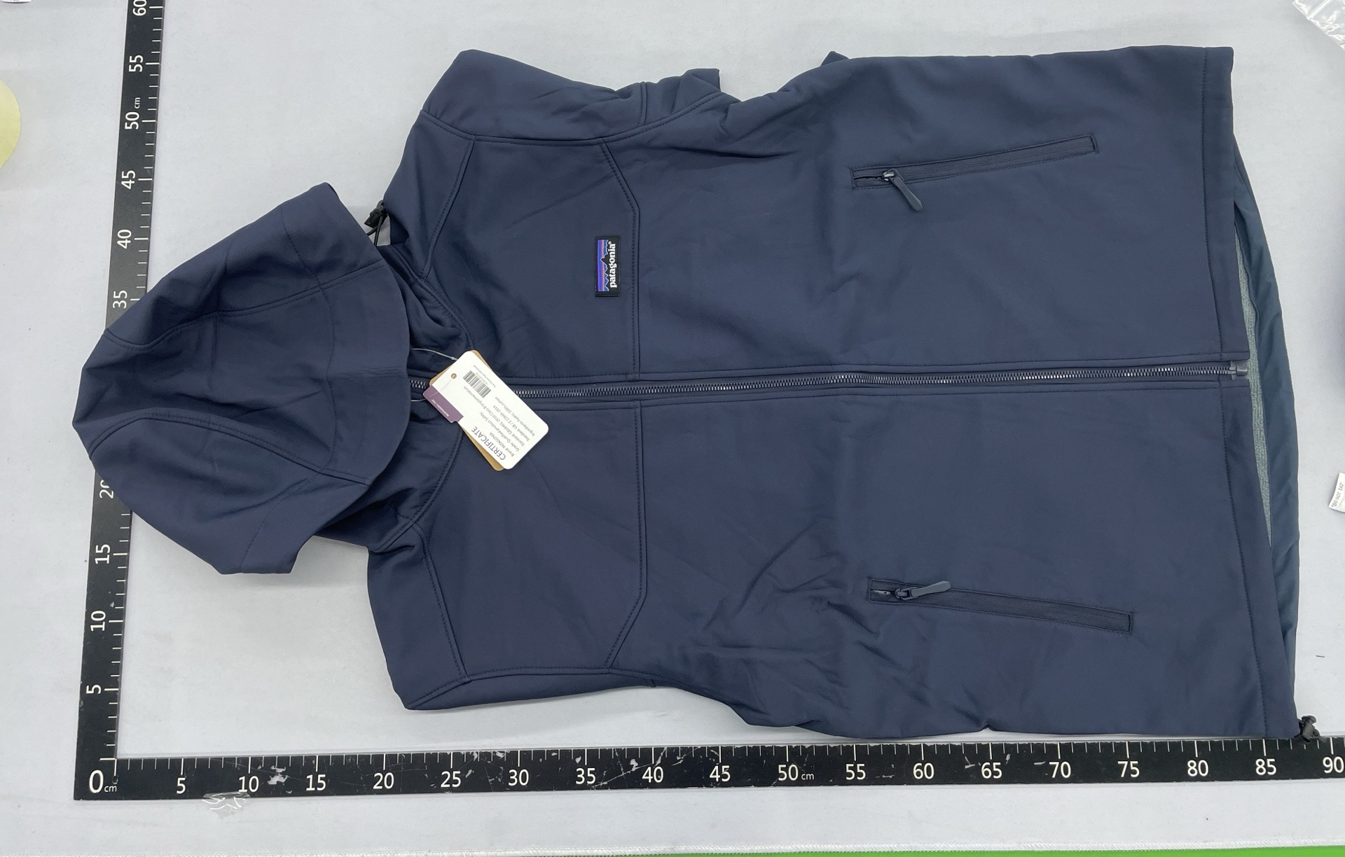 High-quality cross-border pata outdoor softshell jacket, hooded windbreaker, water-resistant, available in matching styles for couples 3