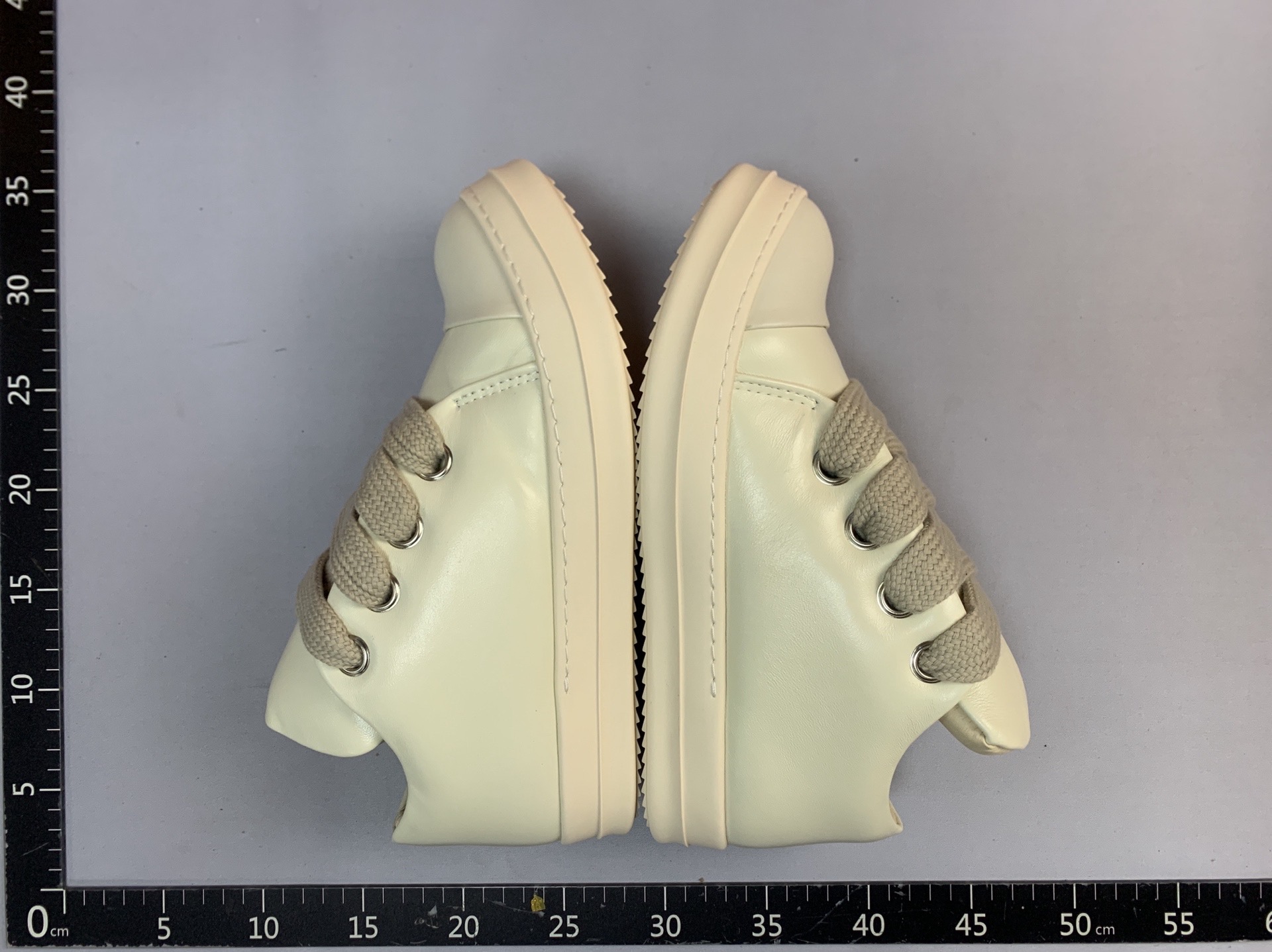 Ro infringing style bread shoes for men and women, same style milk-flavored niche stylethick solewhite shoes, height increasing fashioncasual sneakers 4