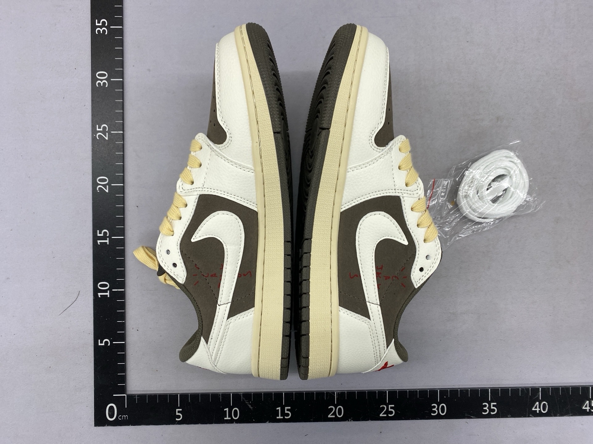 Fashionable and comfortable sneakers-pb 4