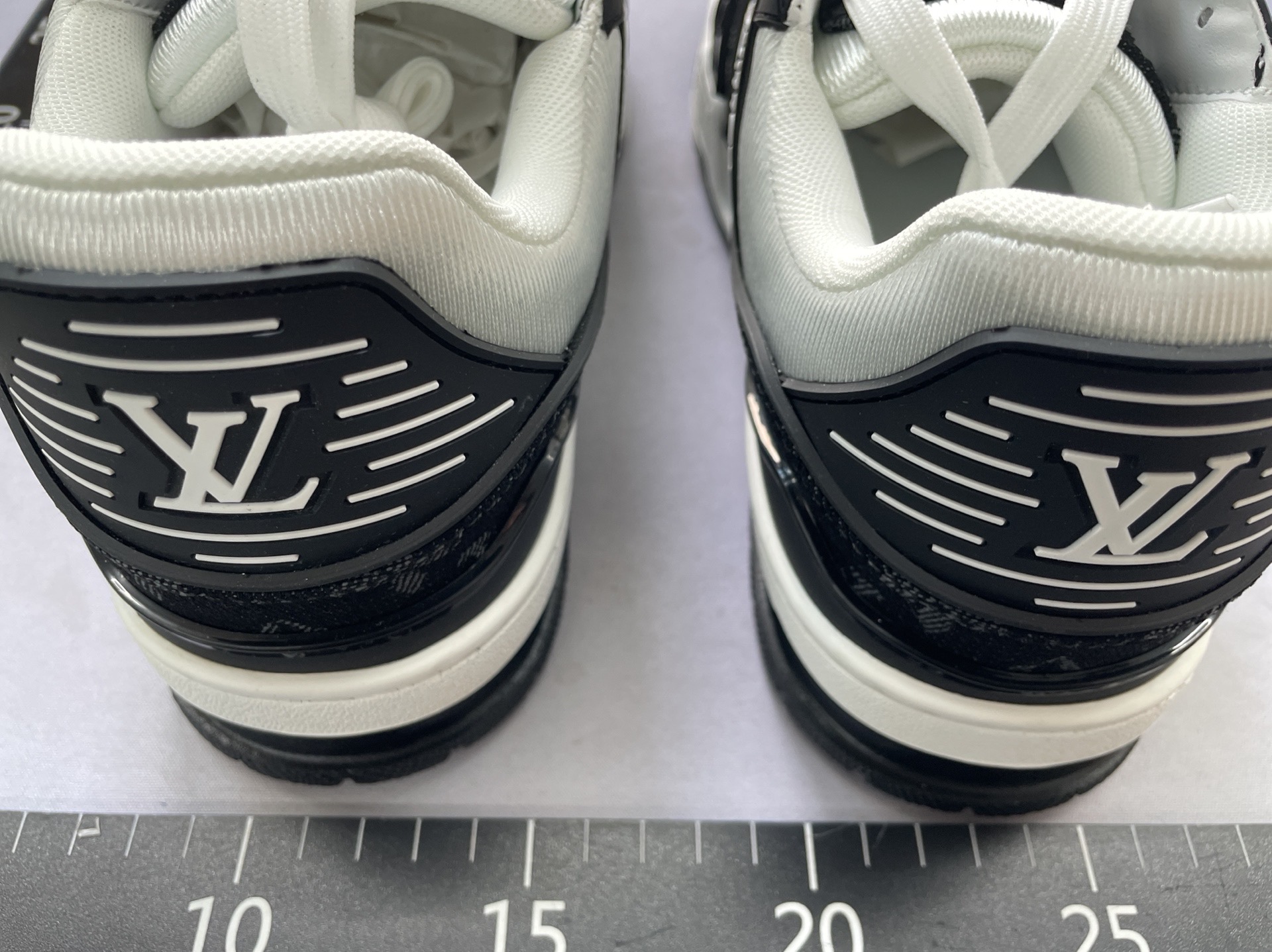 Trainerlv’s sneakers for men, white shoes, fashion sports, thick sole, easiest for match, couple casualtrendy shoes for women 5