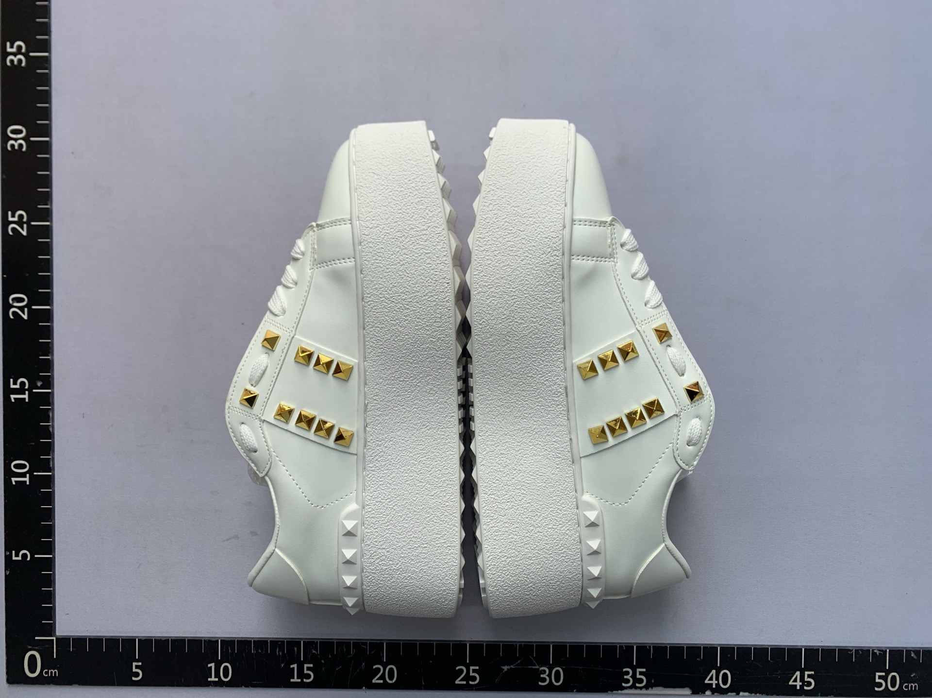 2025 spring new arrival: studded white sneakers for women – petite-friendly platform shoes with chunky soles 6cm – trendy lace-up skate shoes 5