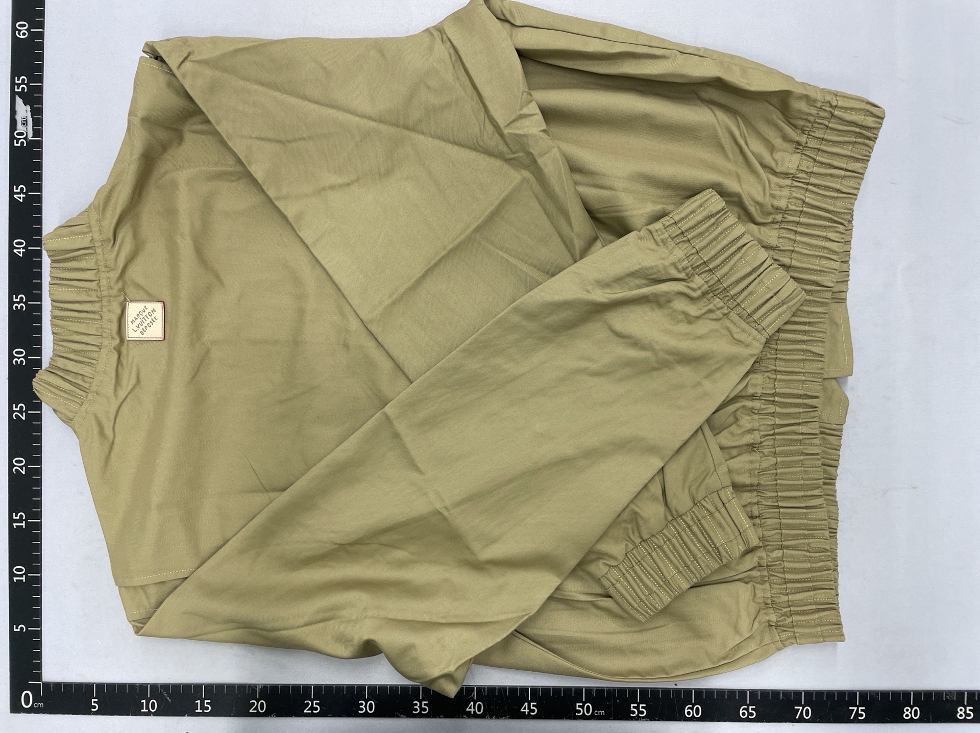 Cola’s l-style baseball jacket: single-breasted, 3d embroidered chest, special ribbed khaki yellow jacket 3