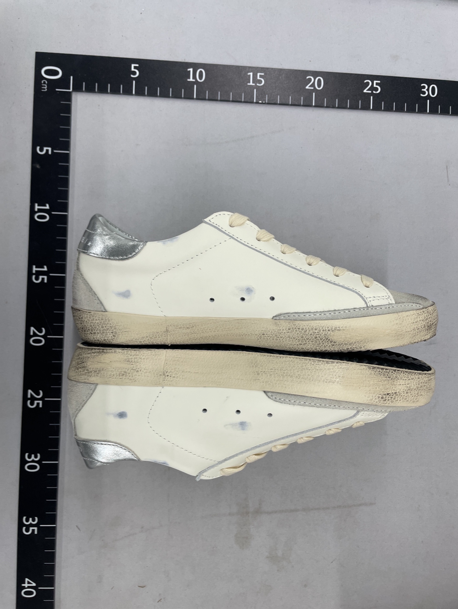 2025 new second generation genuine leather distressed “dirty” sneakers – women’s star detail, casual, versatile, fashionable skate shoes, white sneakers for men 3