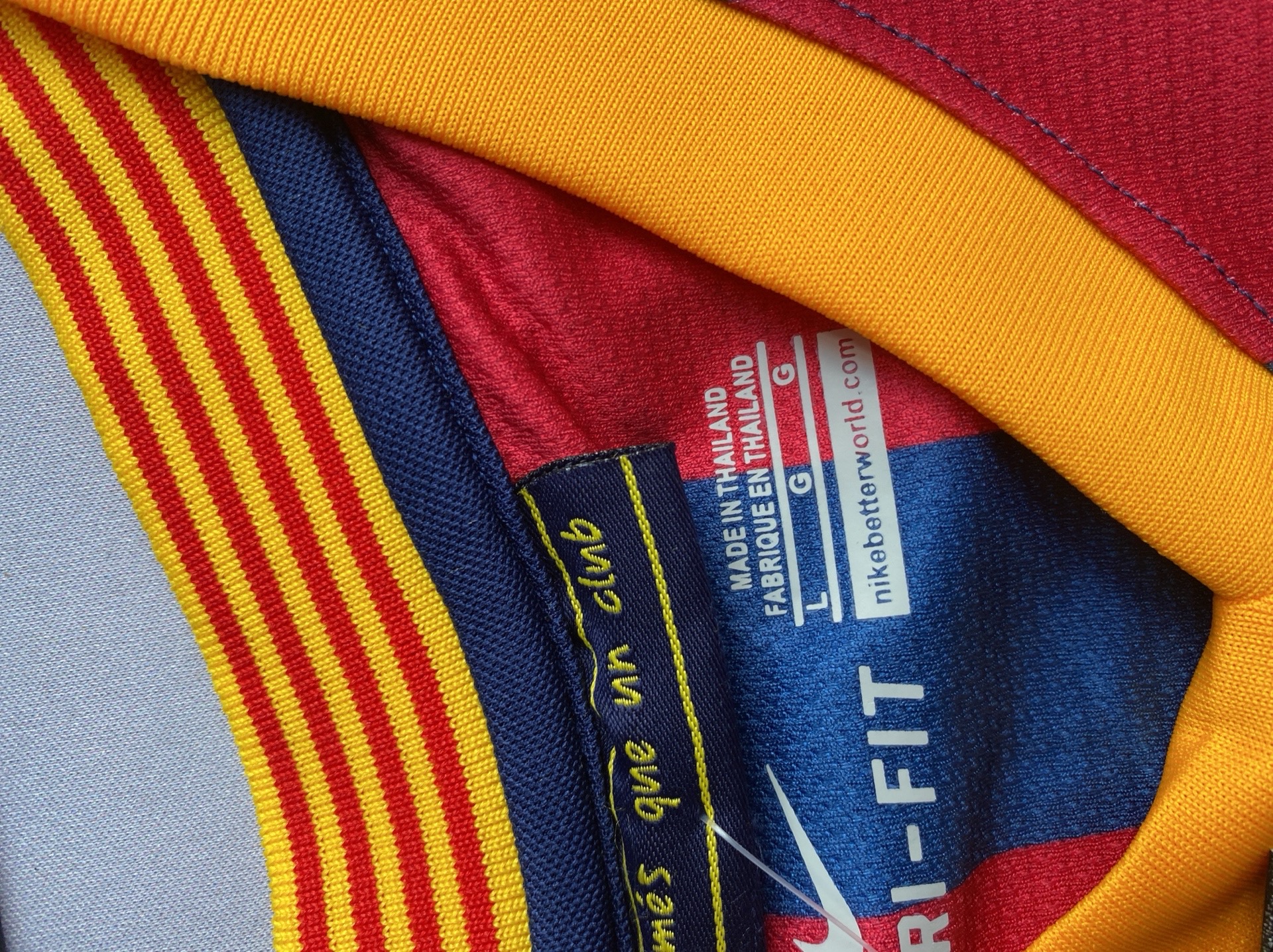 Barcelona retro football jersey, atletico madrid home & away champions league kit, barcelona replica jersey, real betis messi 2