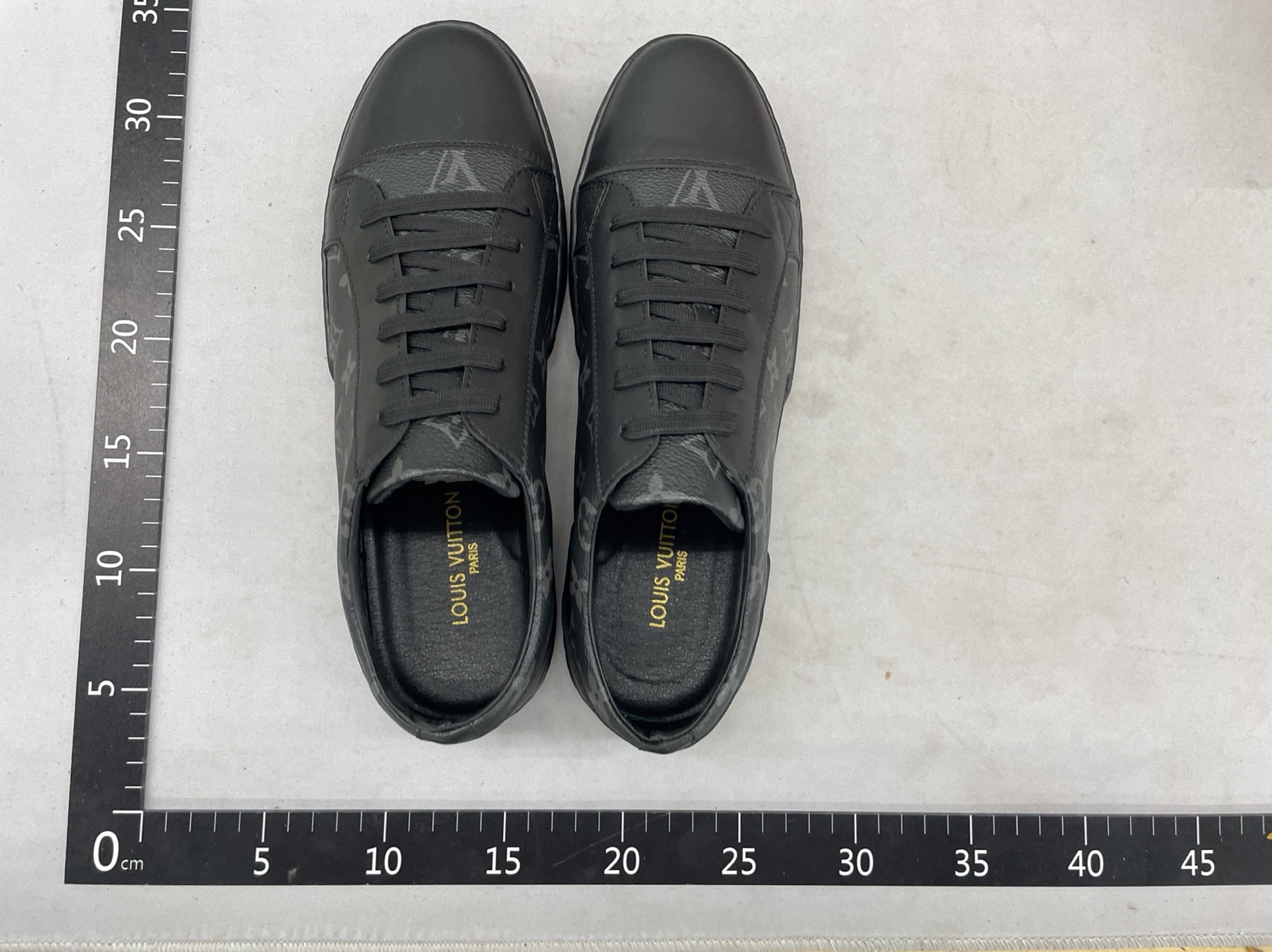 1:1 original standard original box mencasualflats european goods men’s casual shoes classy luxury brand sneakers 6
