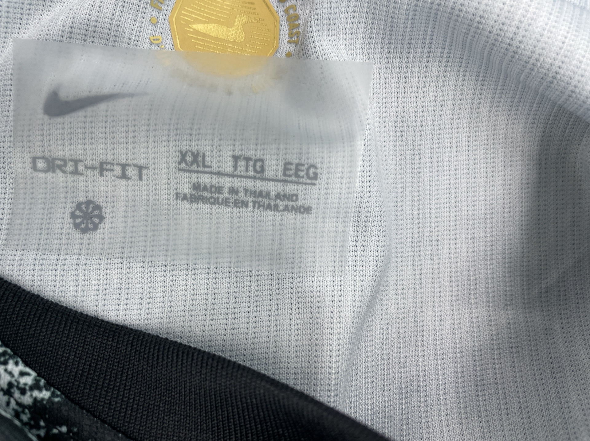 2026 concacaf nations league canada away kit – #8 corey and #19 davis fan edition jersey 4