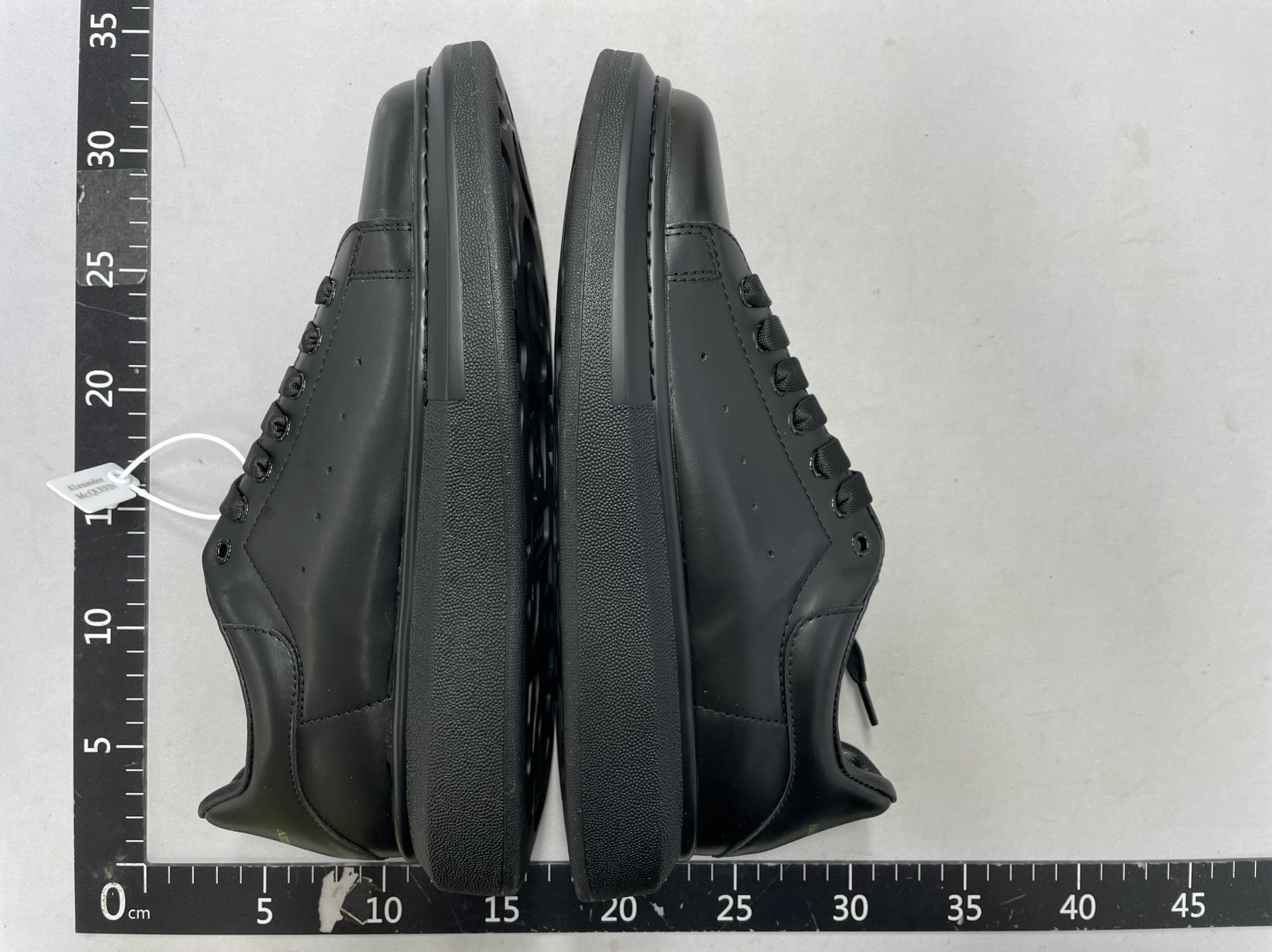 High version mcqueen white shoesflats genuine leather thick solehidden heel sneakers casualeasiest for matchcoupleplatform shoes sneakers 3