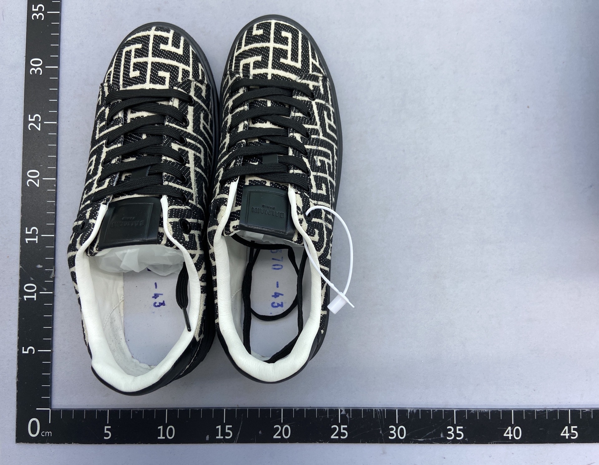European station 2025 dopamine men’s white sneakers: new men’s shoes, trendy, fashionable, versatile, canvas casual shoes, breathable 6