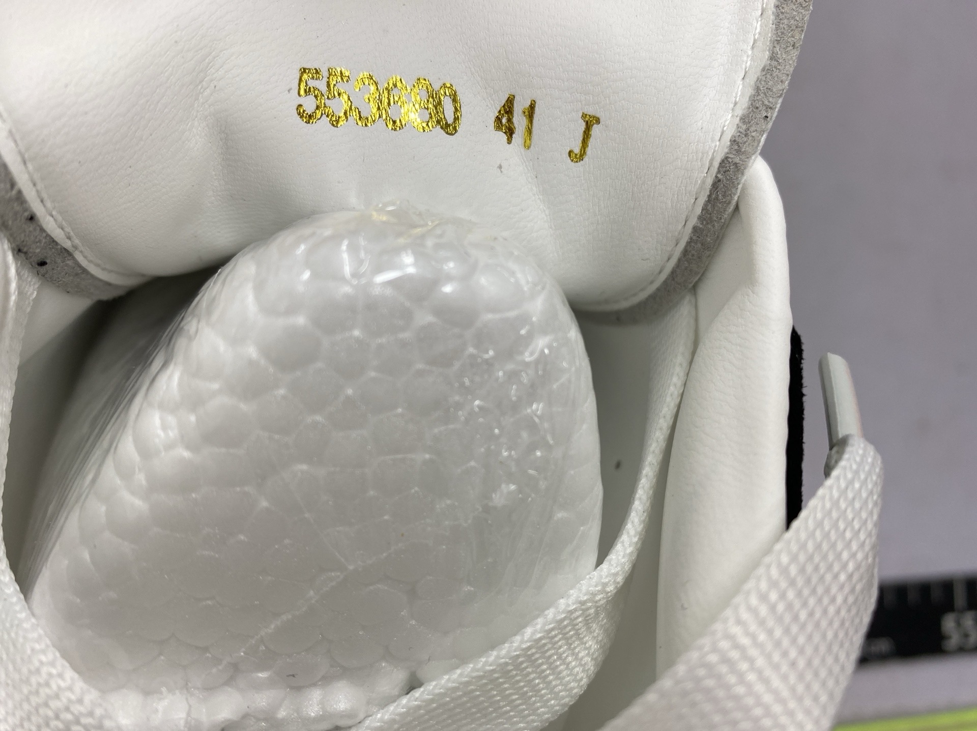 Pd03 high quality white shoes whatsapp+8618110567354 2