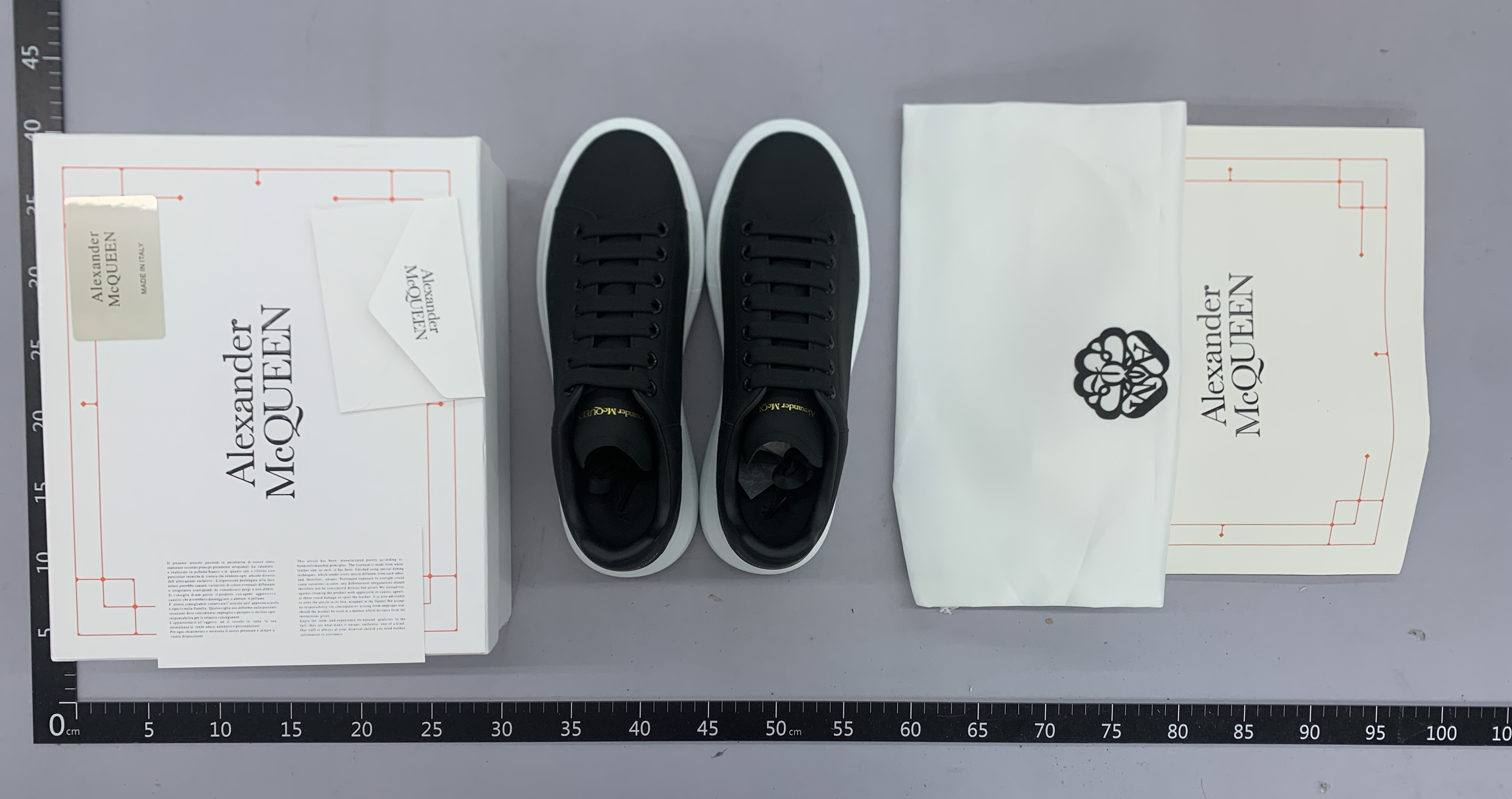 High-top mcqueen sneakers, unisex casual style, genuine leather, white sneakers, breathable, height-increasing, chunky sole, direct from the factory 7