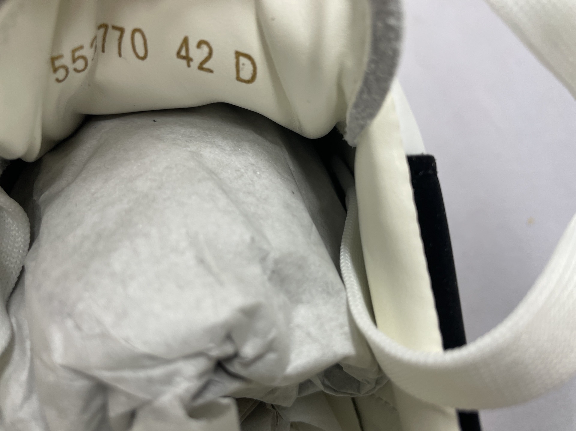 Mcq classic white shoes 2