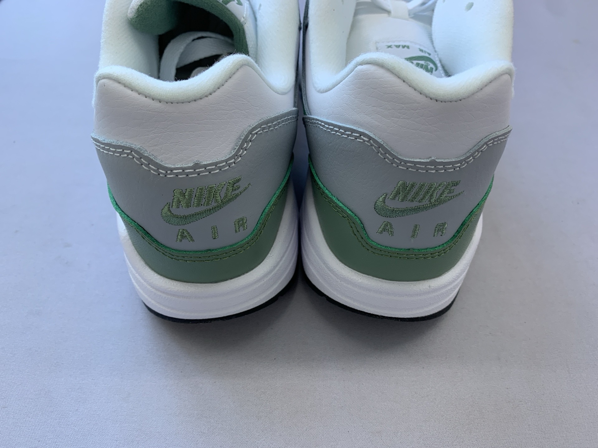 Air classic max90 low-top air cushion running shoes – premium white sneakers with rearfoot cushioning – cross-border export footwear 6