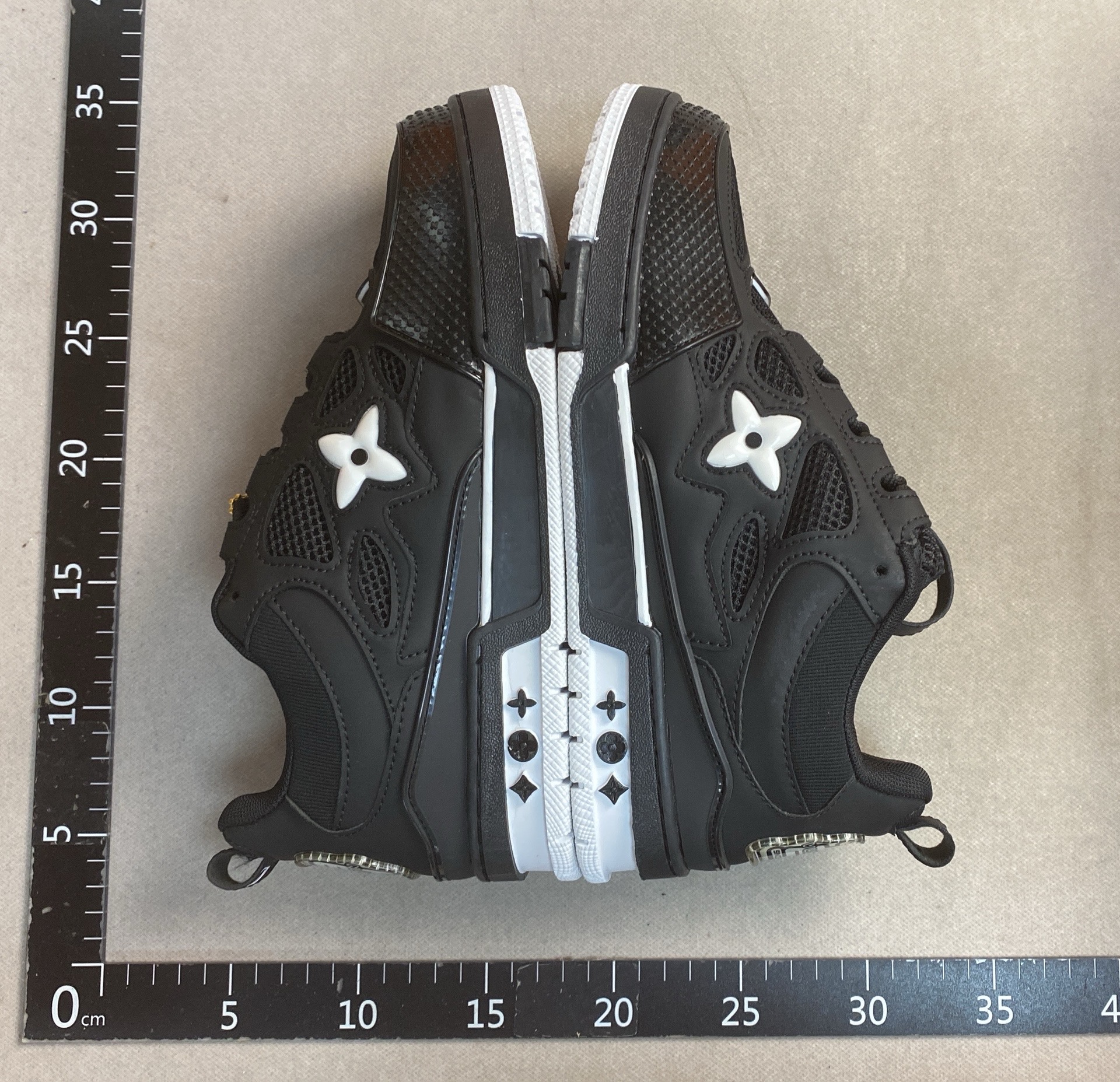 Cross-border foreign trade exclusive bread shoes heightenedthick solelow anklecasual life sneakers european station white shoes men’s style 3