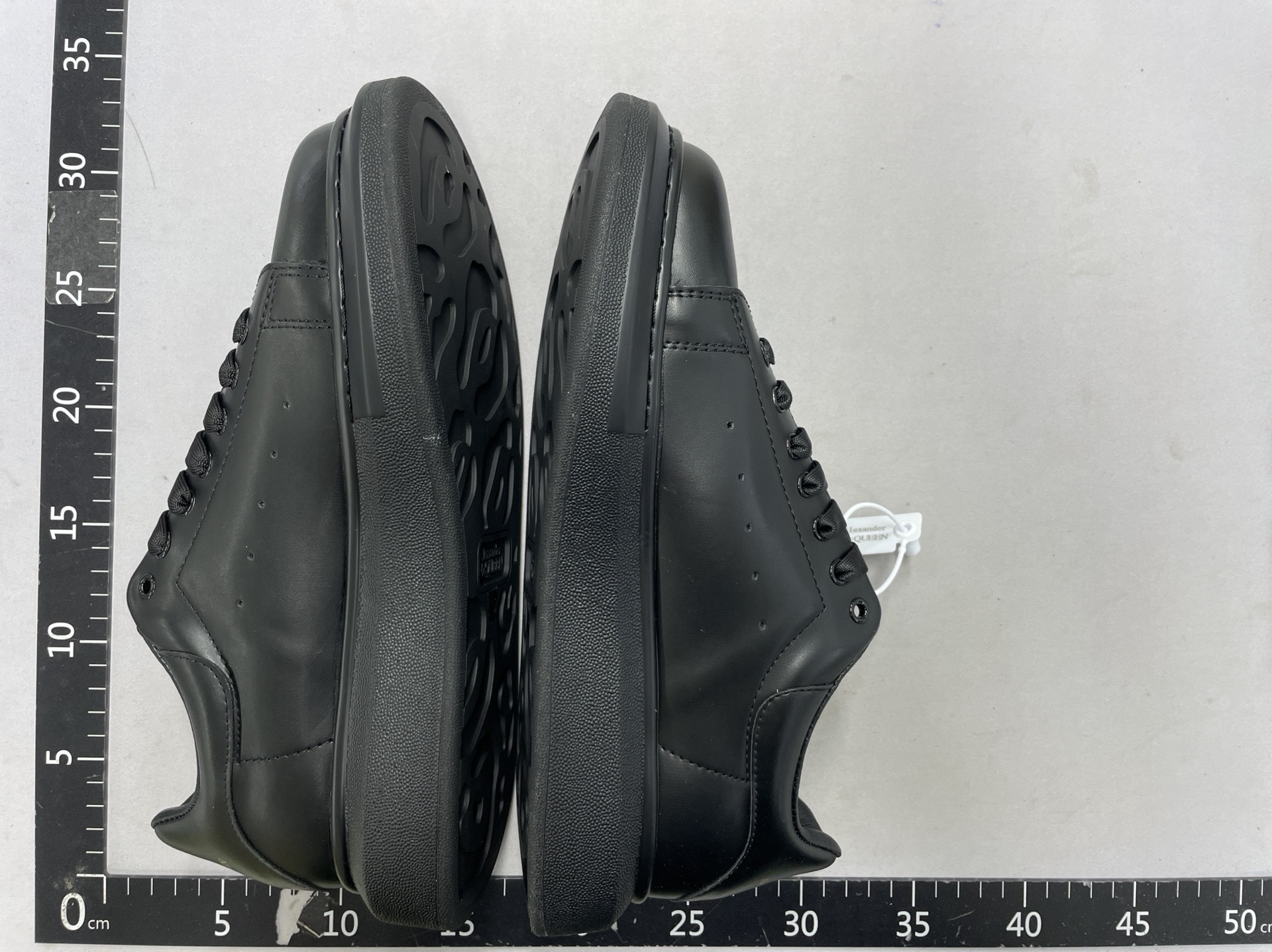 High version mcqueen white shoesflats genuine leather thick solehidden heel sneakers casualeasiest for matchcoupleplatform shoes sneakers 4