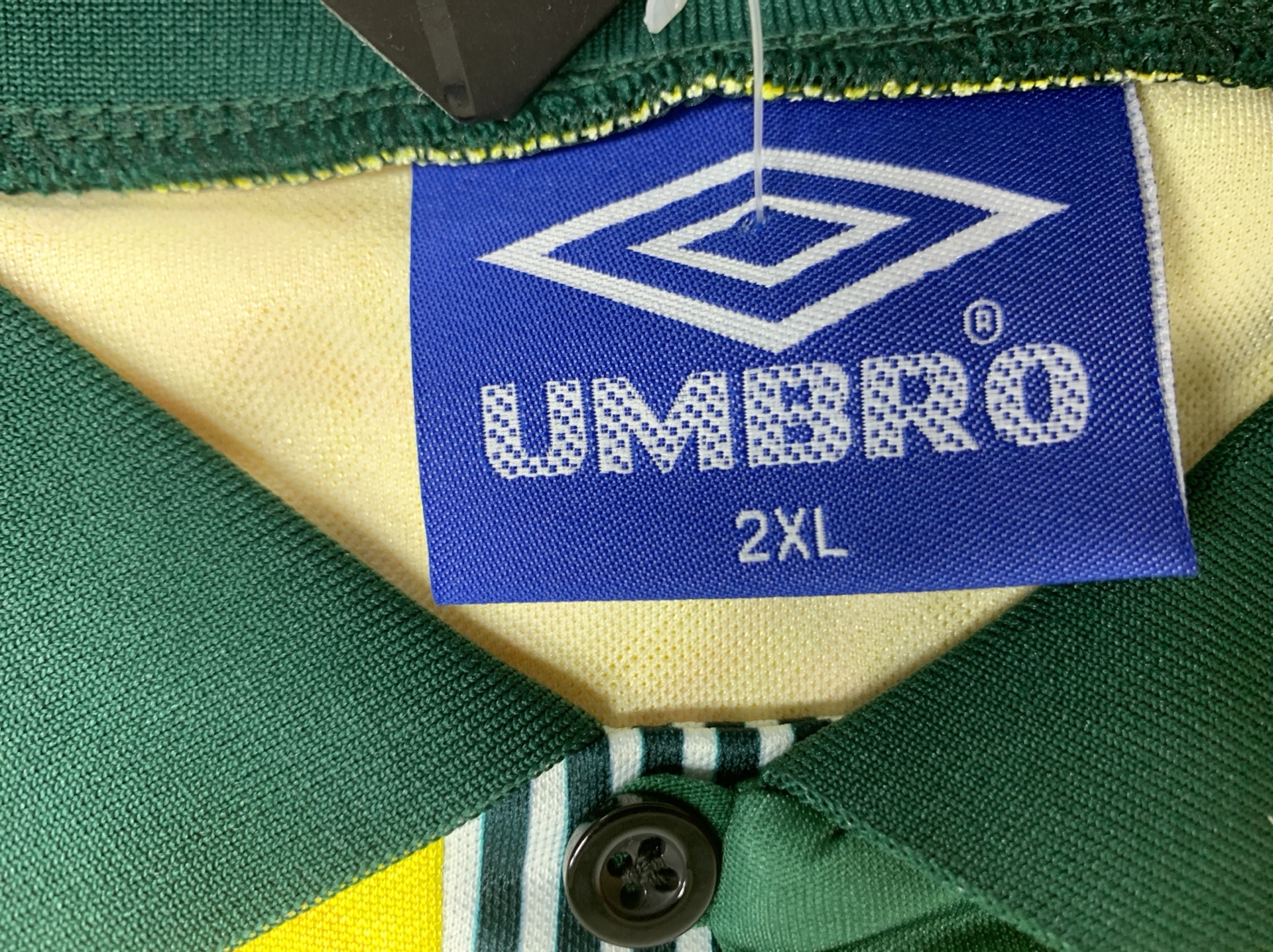 Brazil retro soccer jersey – cross-border dropshipping & customization – #9 ronaldo home & away vintage classic football kit 4