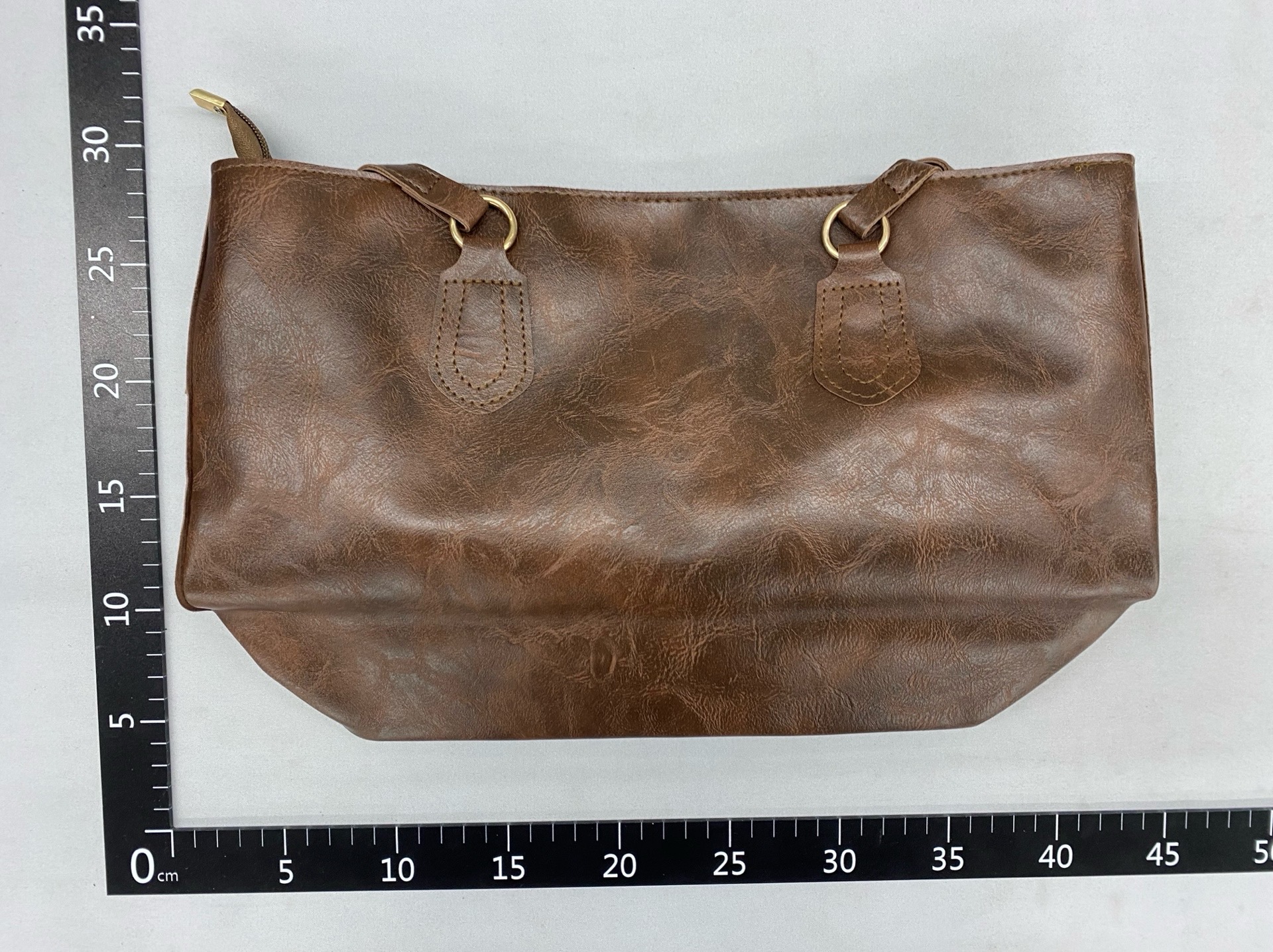 Pu leather chic bag – large capacity women’s 2025 autumn/winter new fashion shoulder bag – niche commute retro tote bag – trendy 4
