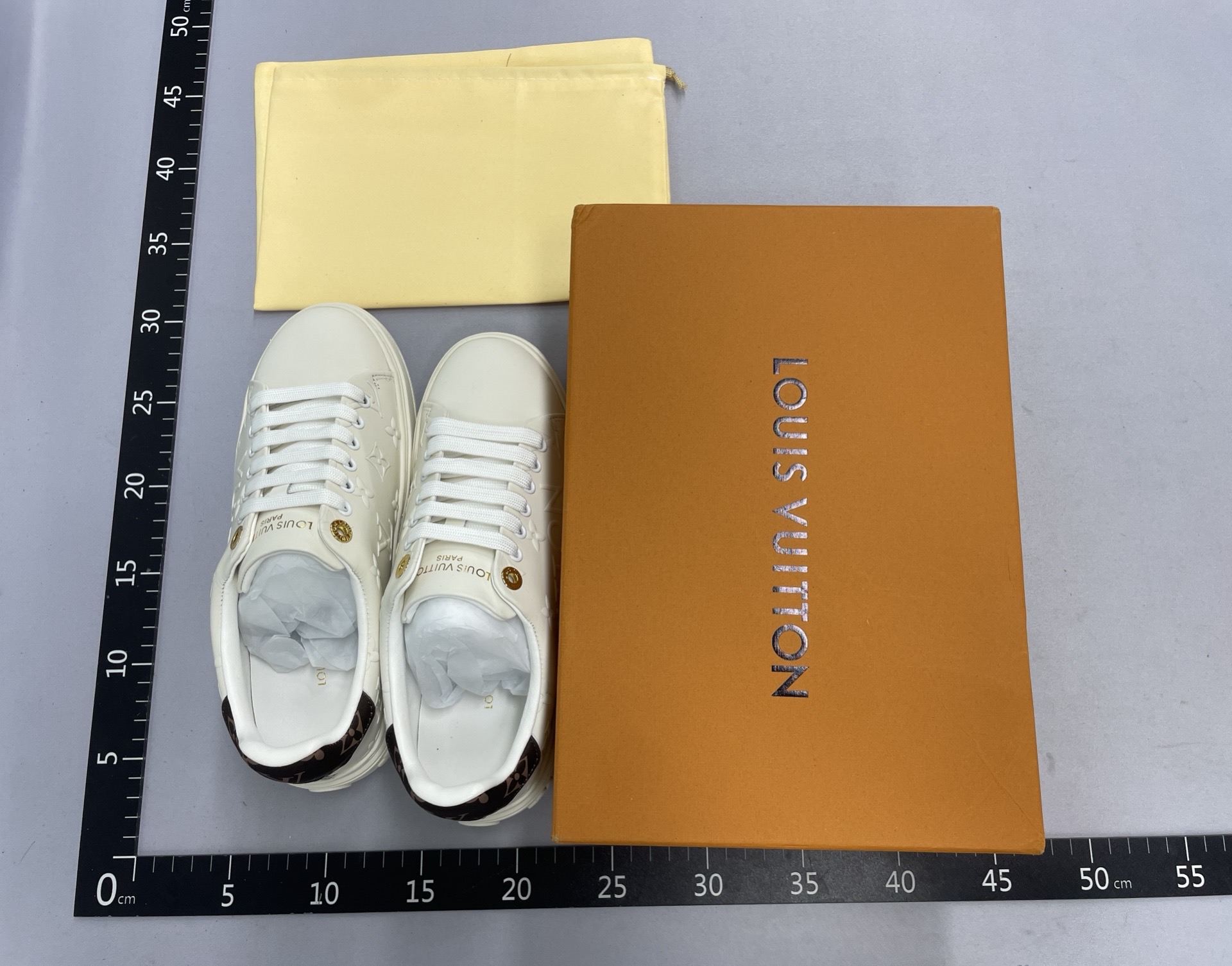 2025 new men’s casual leather sneakers – chunky sole, height increasing, comfortable, non-slip, fashionable, versatile sneakers for women 6