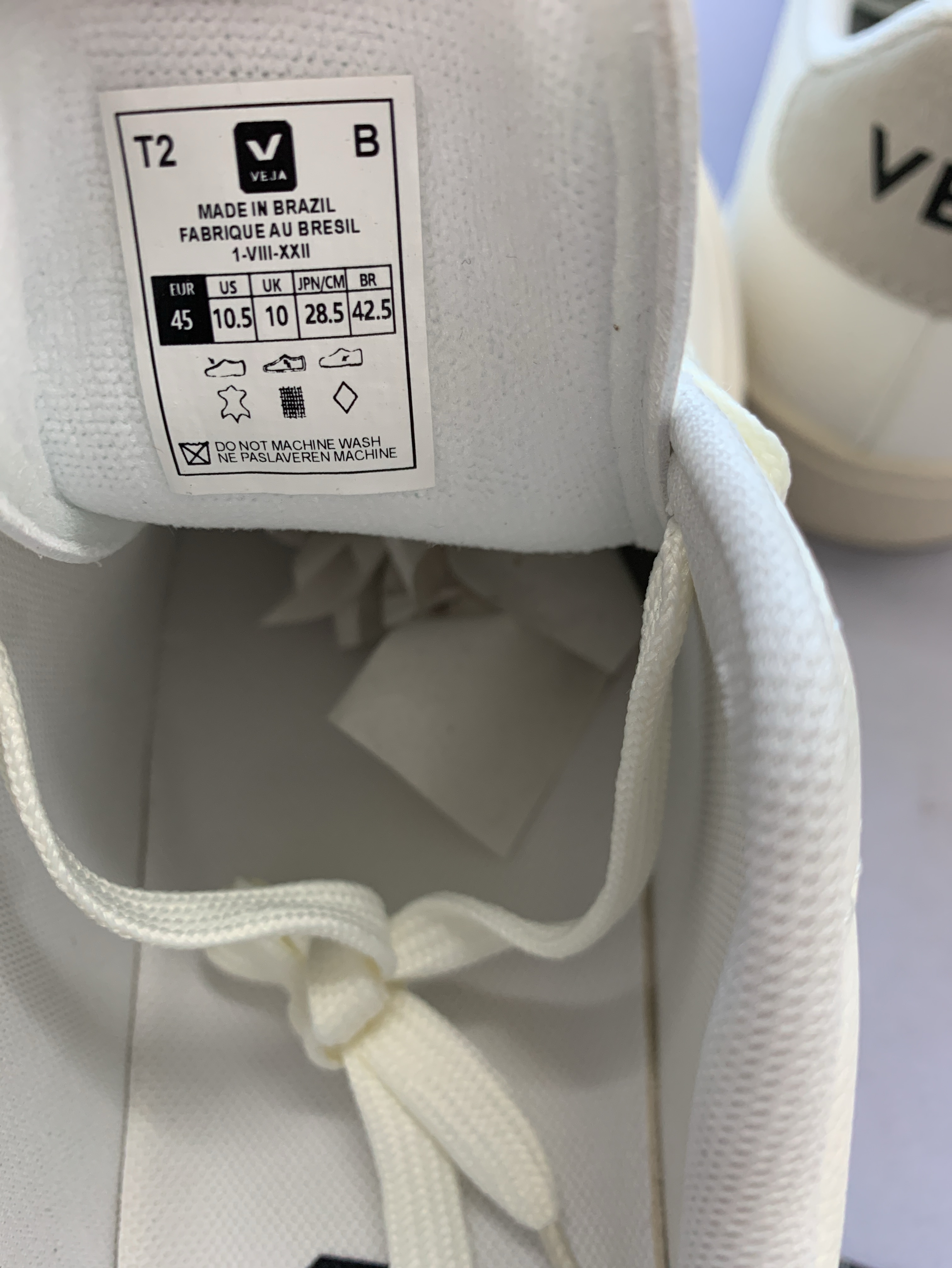 French v-logo white sneakers – celebrity style, classic genuine leather athletic shoes, casual unisex versatile campus couple skate shoes 7