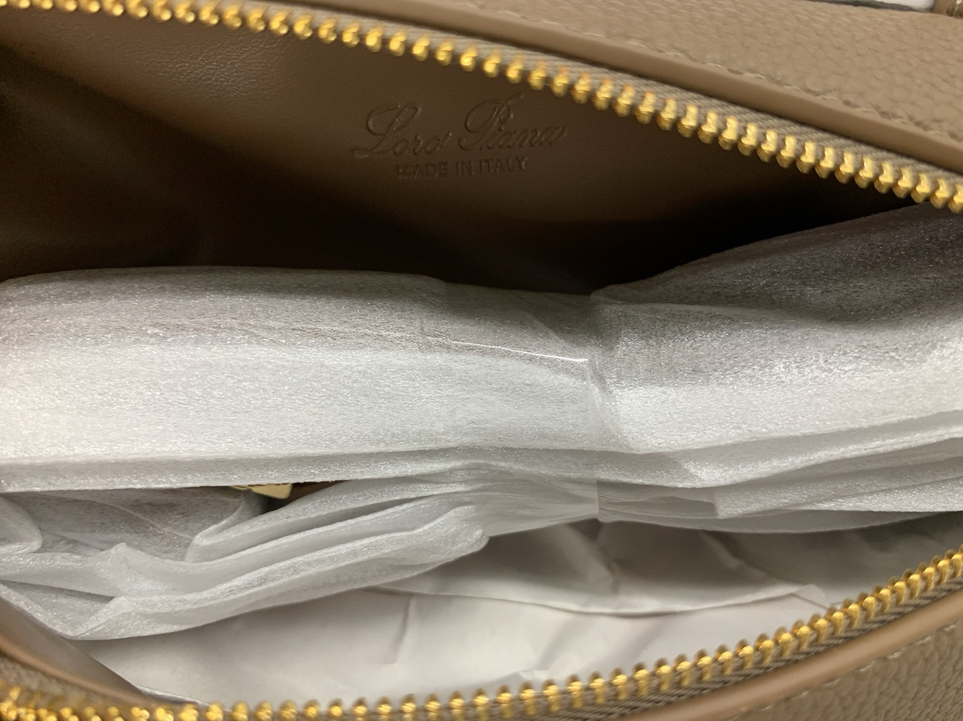 Italian lp19 lunch bag – new lychee grain leather shoulder bag, crossbody, and tote – lightweight, luxurious, minimalist, and versatile 5