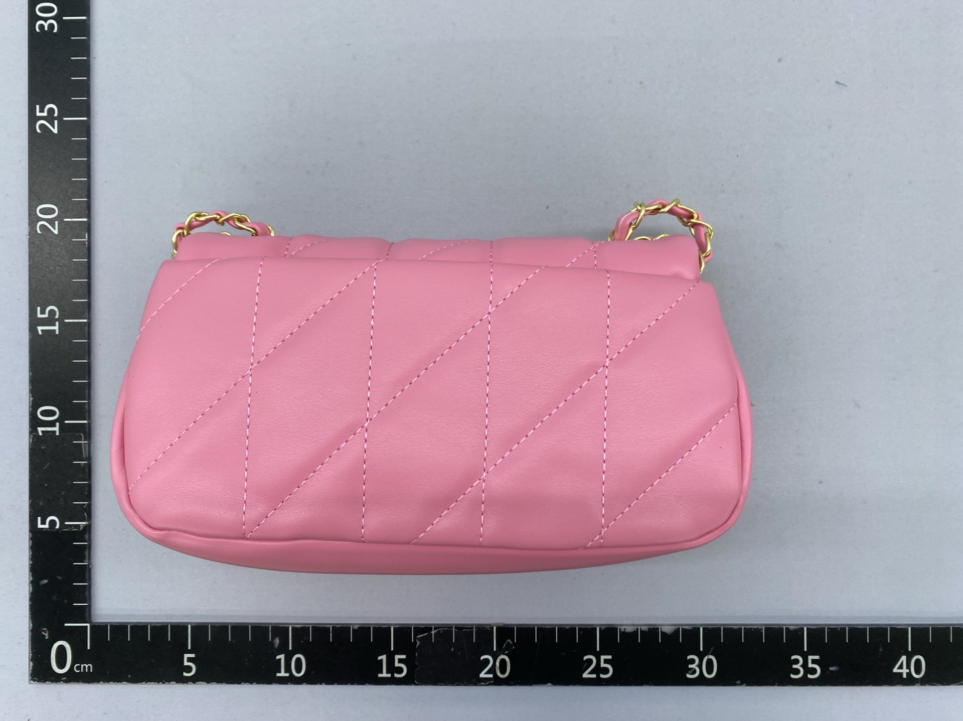 C’s embroidery thread bag 2024new arrivalquiltedstripes style chain bag high quality koujia shoulder crossbody bag 4
