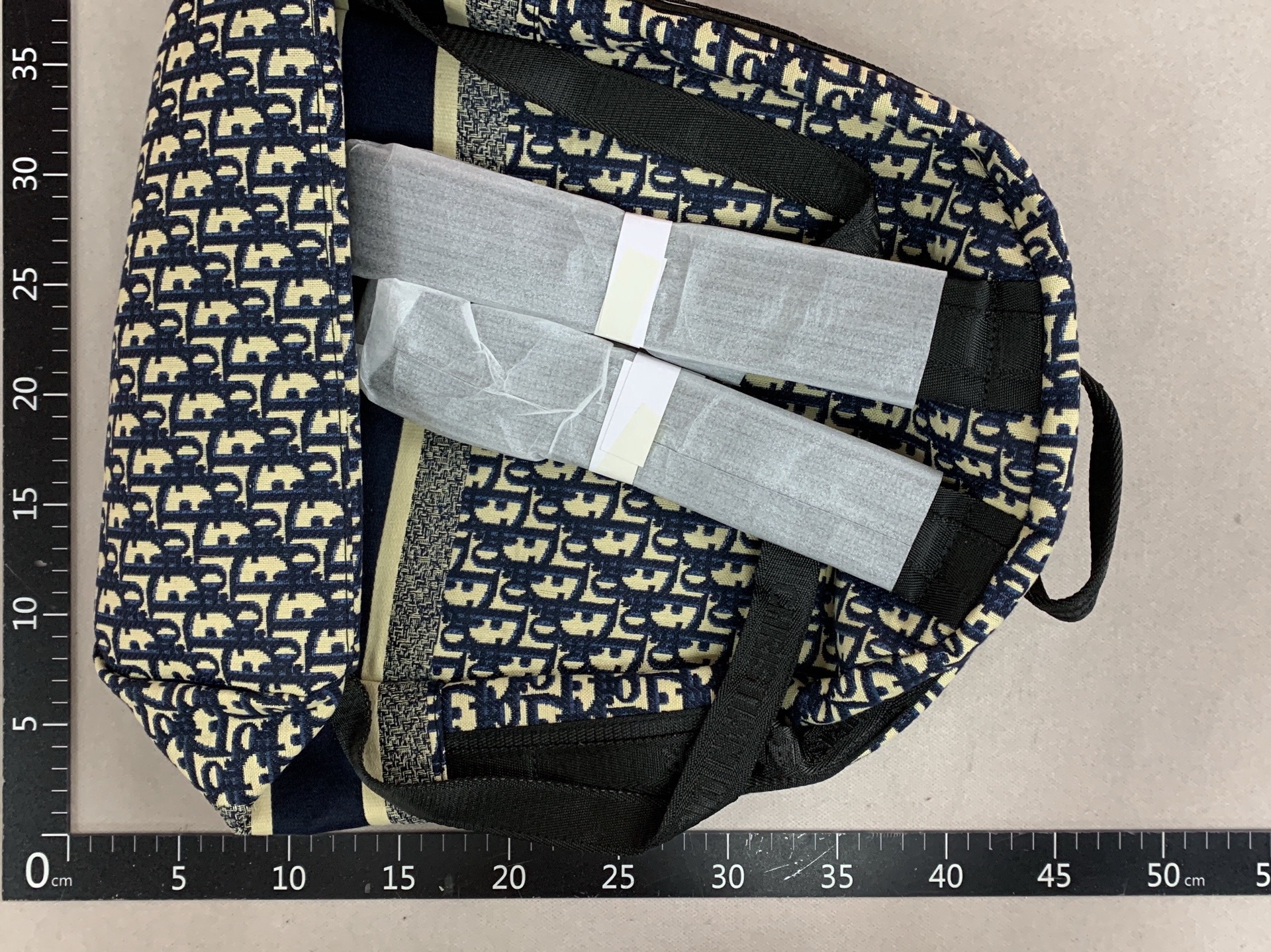 Fashionable retro bag 3