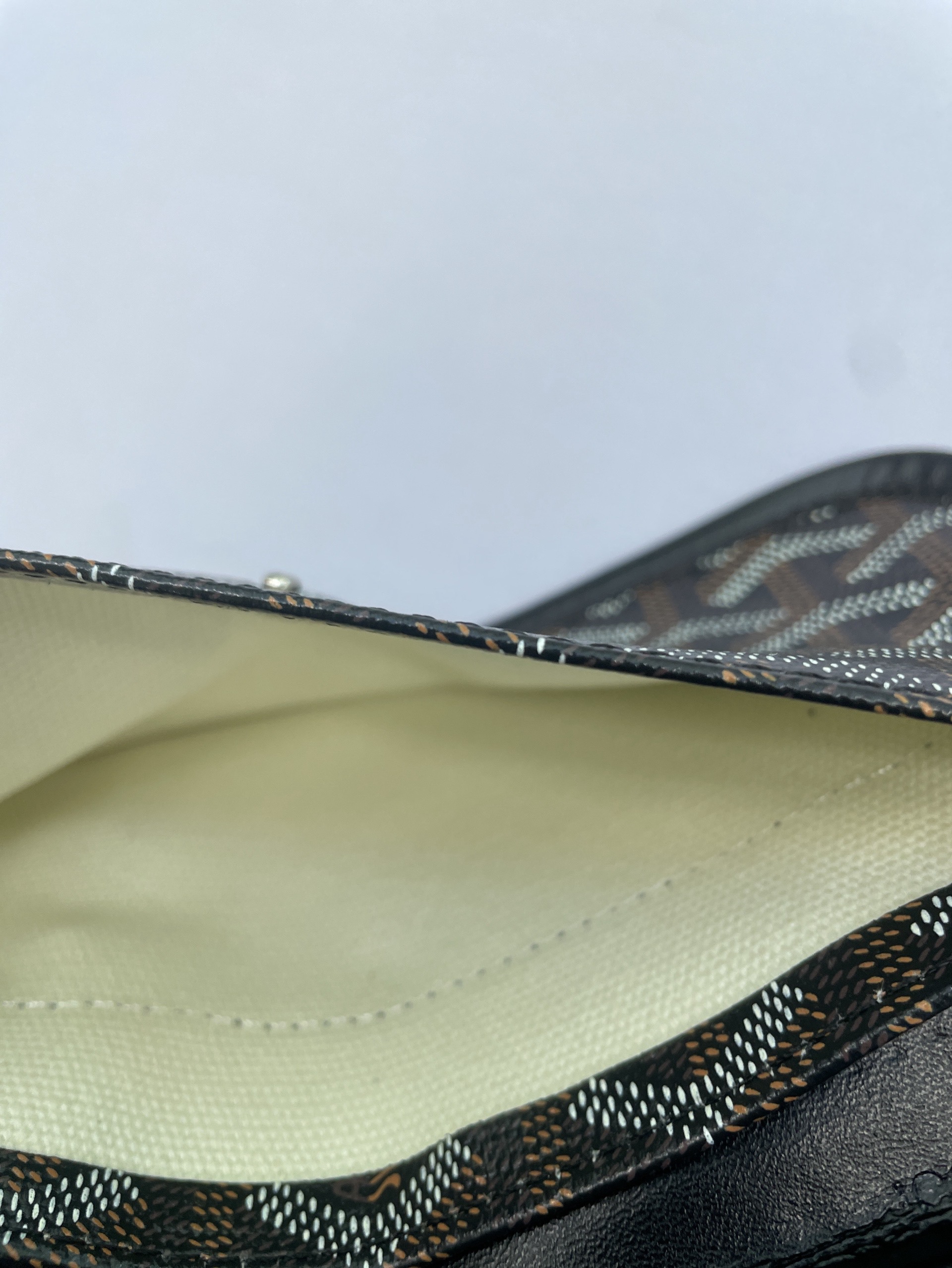 Women’s commuter bag – large capacity tote, shoulder bag, and underarm bag 7