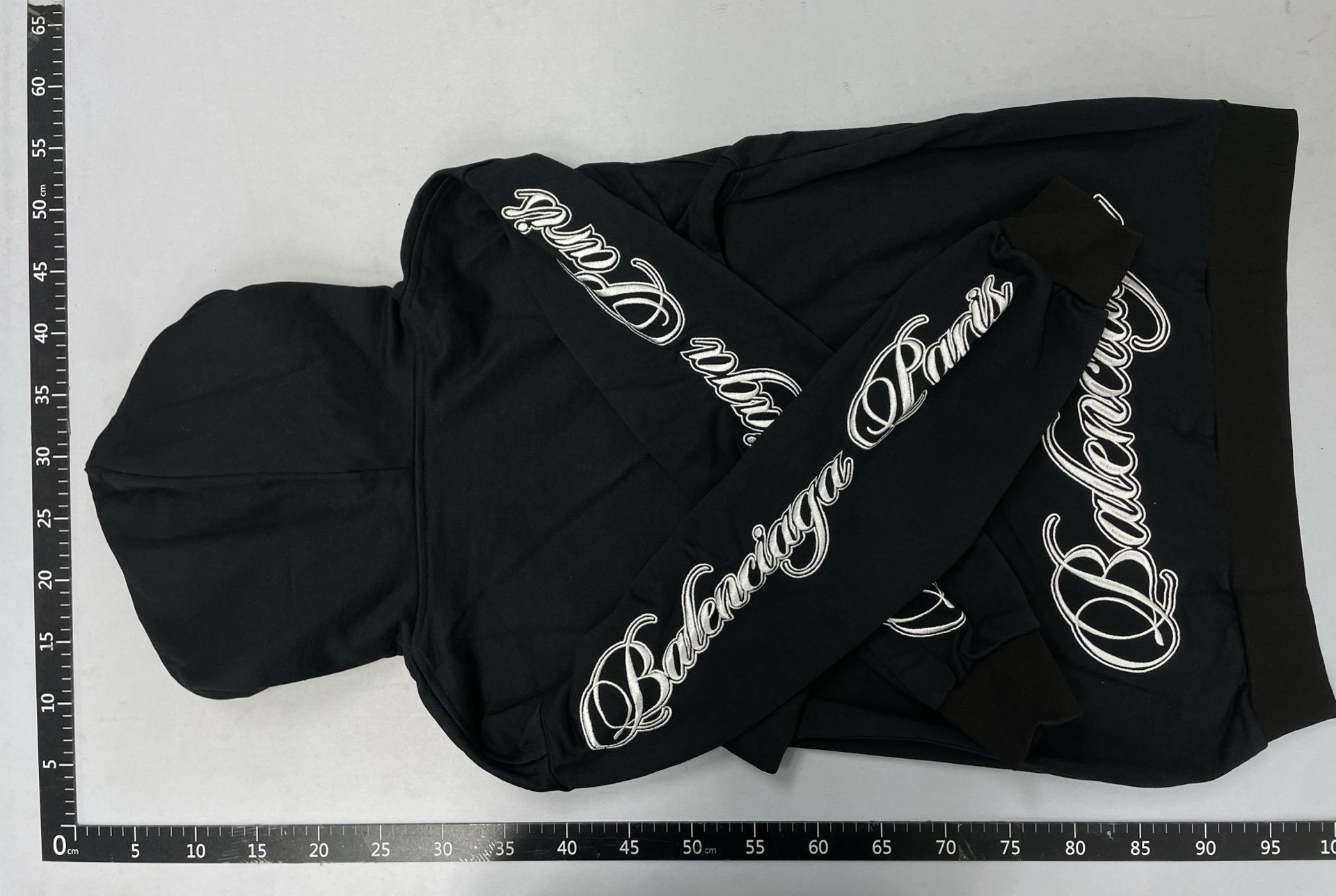 Paris b home 26ss letter embroiderembroidered double-sided reversible hooded zipper jacket outwear windbreaker ski suit 3