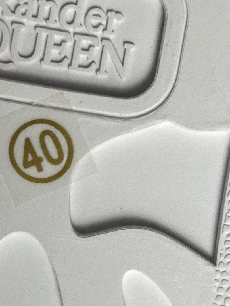 Mcqueen white shoes women’s tail inlaid with diamonds 2025 new style genuine leather thick soleplatform shoes sports casual shoes 5
