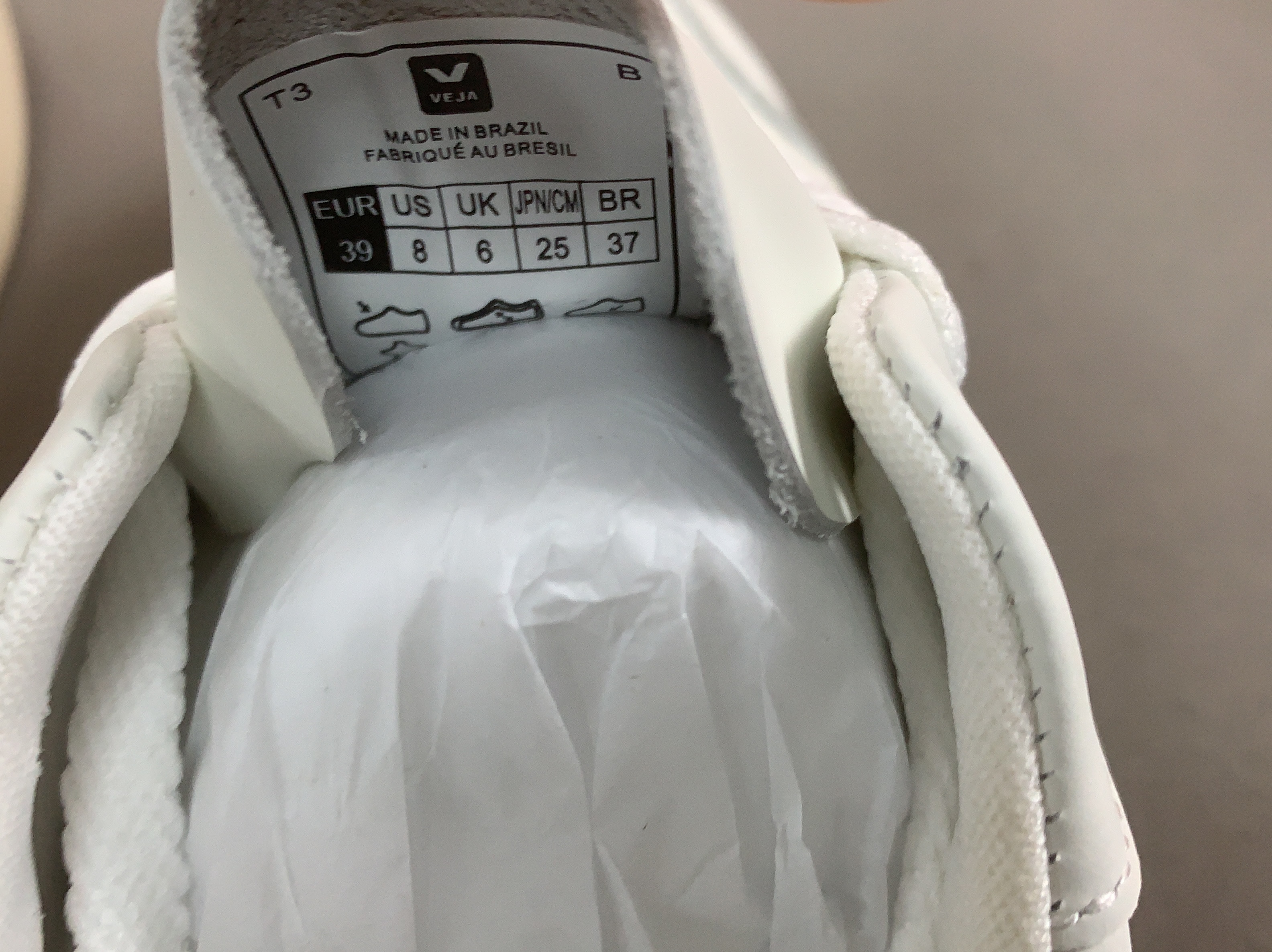 New v10 white sneakers, low-top skate shoes, unisex, versatile casual shoes, couple’s style, german army trainers, athletic shoes 5