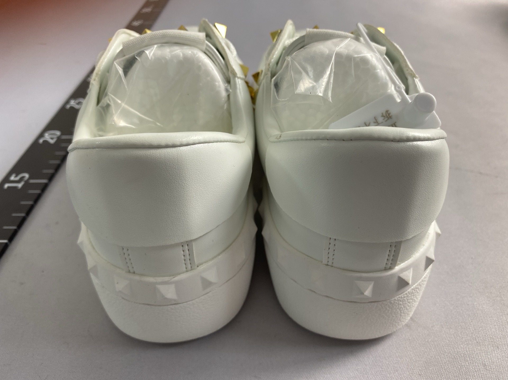 2024 spring new v-brand studded white sneakers – women’s chunky platform color block unisex plus size skate shoes 3