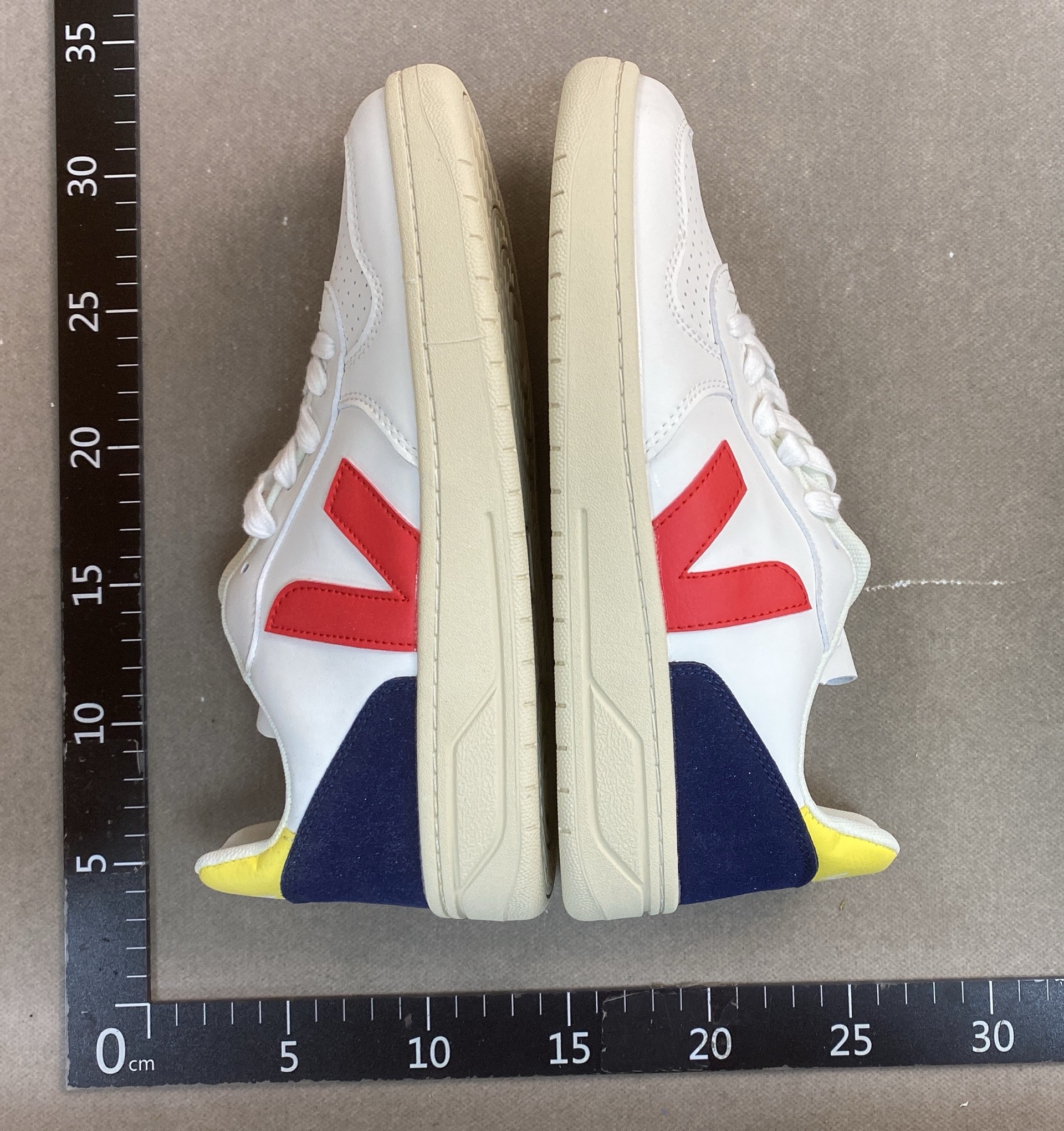 French v-logo white sneakers 2024 camp series couple’s edition canvas shoes genuine leather unisex versatile casual shoes wholesale 4
