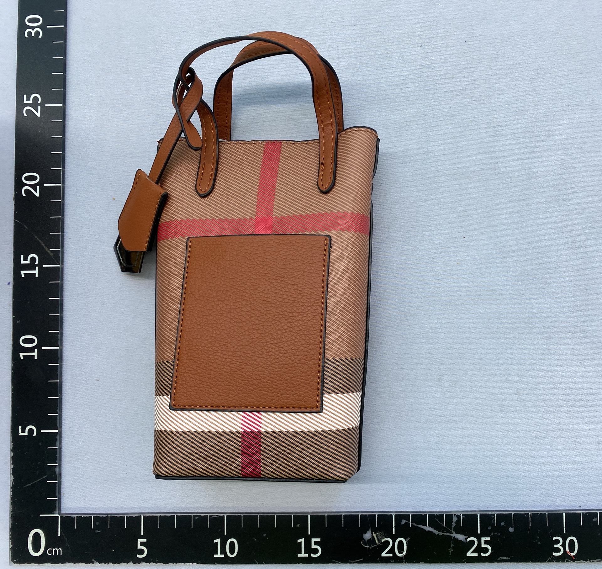Women’s phone bag 2025 new lightweight handheld plaid shoulder bag ladies’ niche high-end crossbody small square bag trendy 3