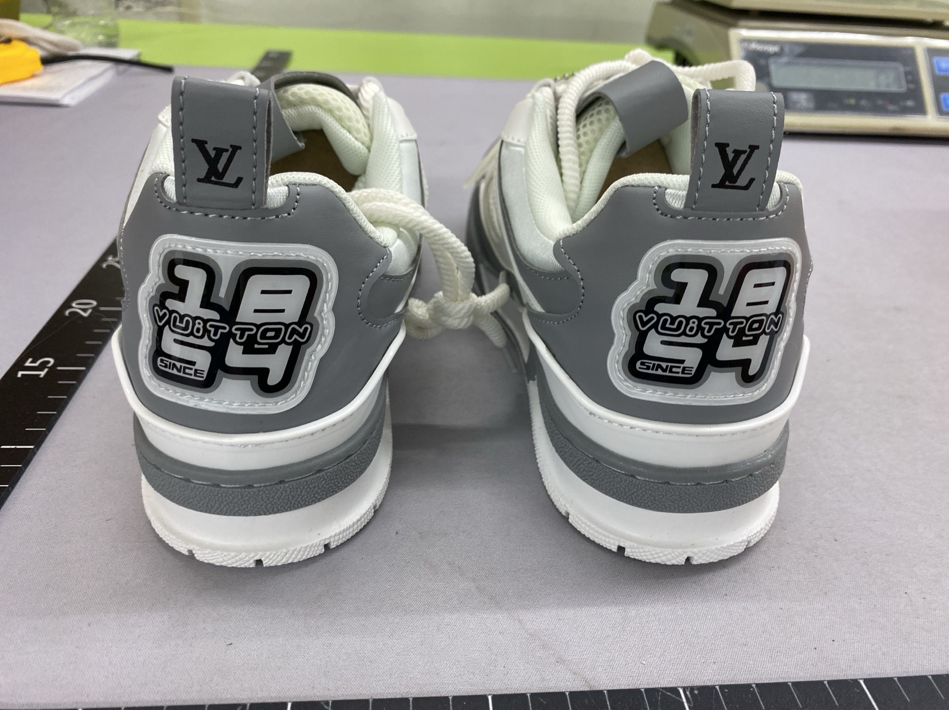 European export station men’s and women’s bread shoes heightening thick sole dad shoes fashioneasiest for match sneakerscouple style sneakers 5
