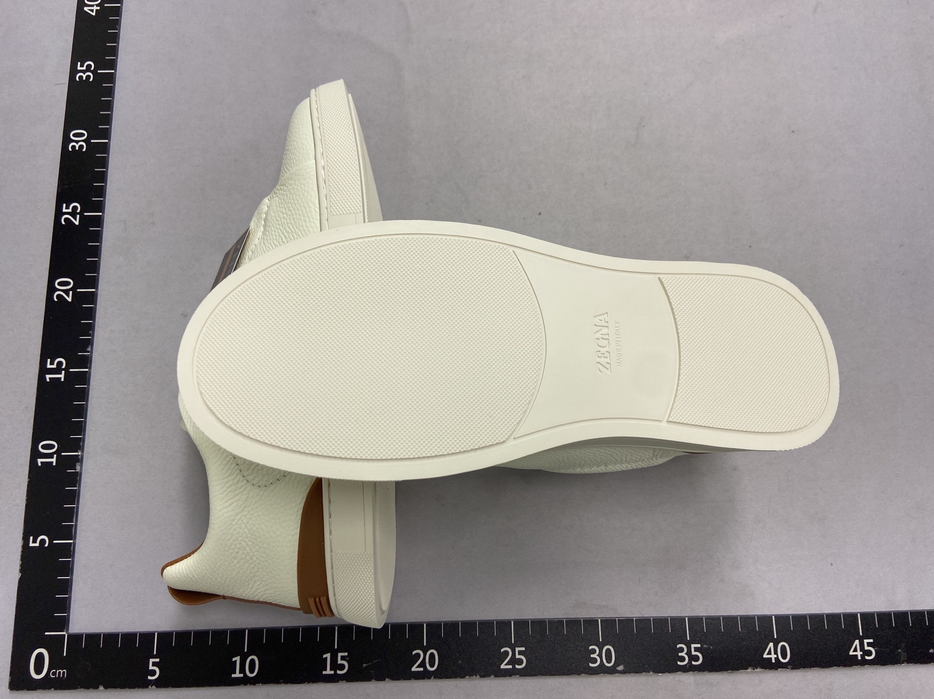 European men’s genuine leather casual white sneakers low-top slip-ons lazy shoes athletic shoes slip-on driving shoes 3